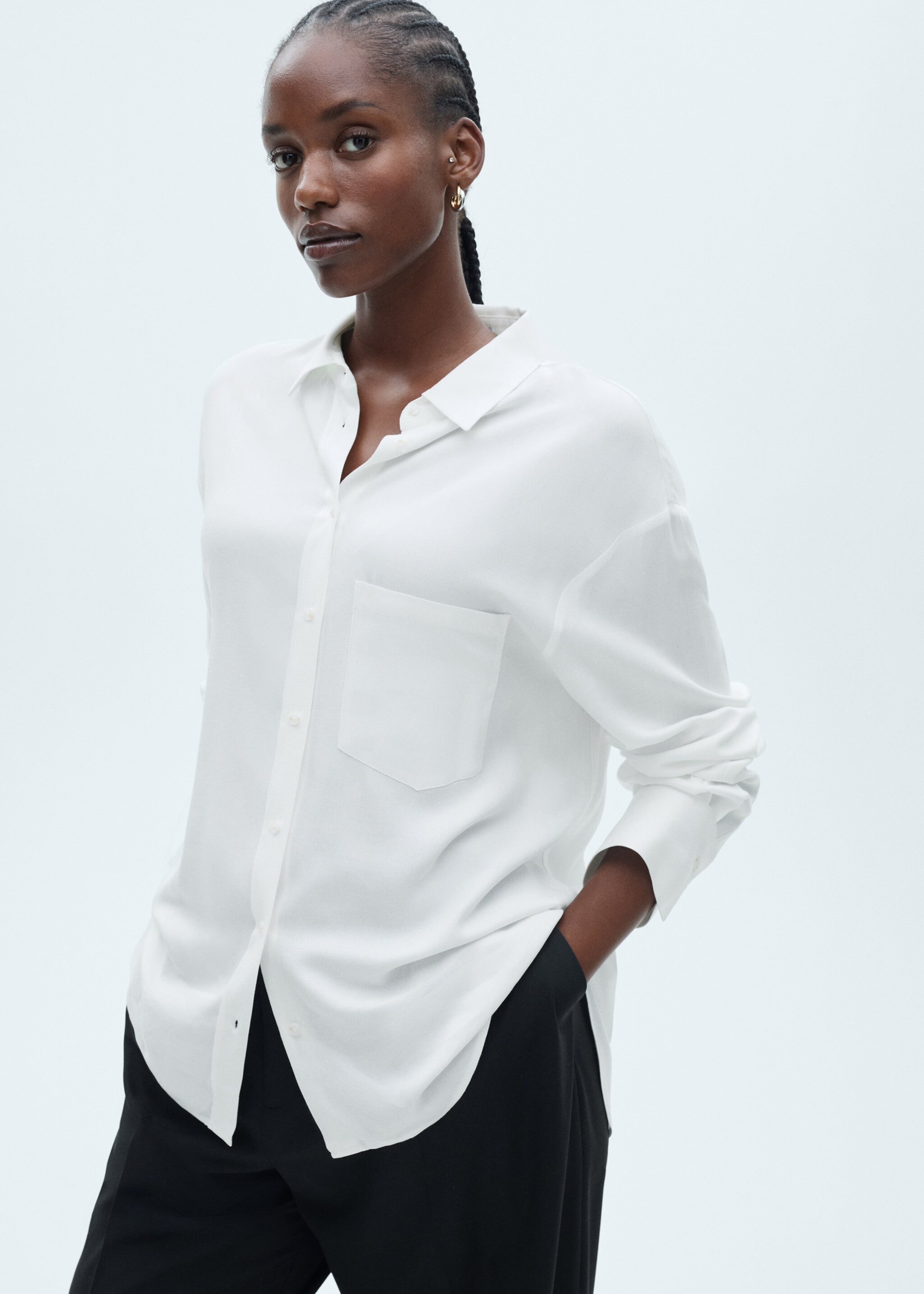 Chemise fluide à boutons - Détail de l'article 5, Écru. Ref: 77047667-00.