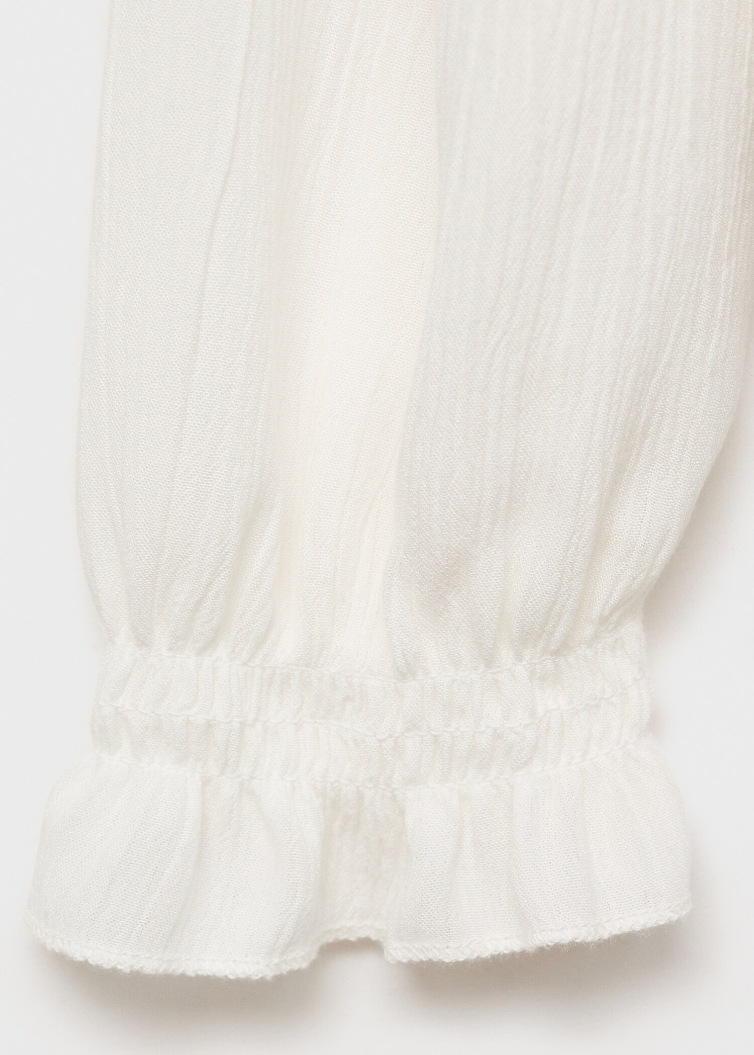 Fließende Bluse mit Raff-Details - Detail des Artikels 0
