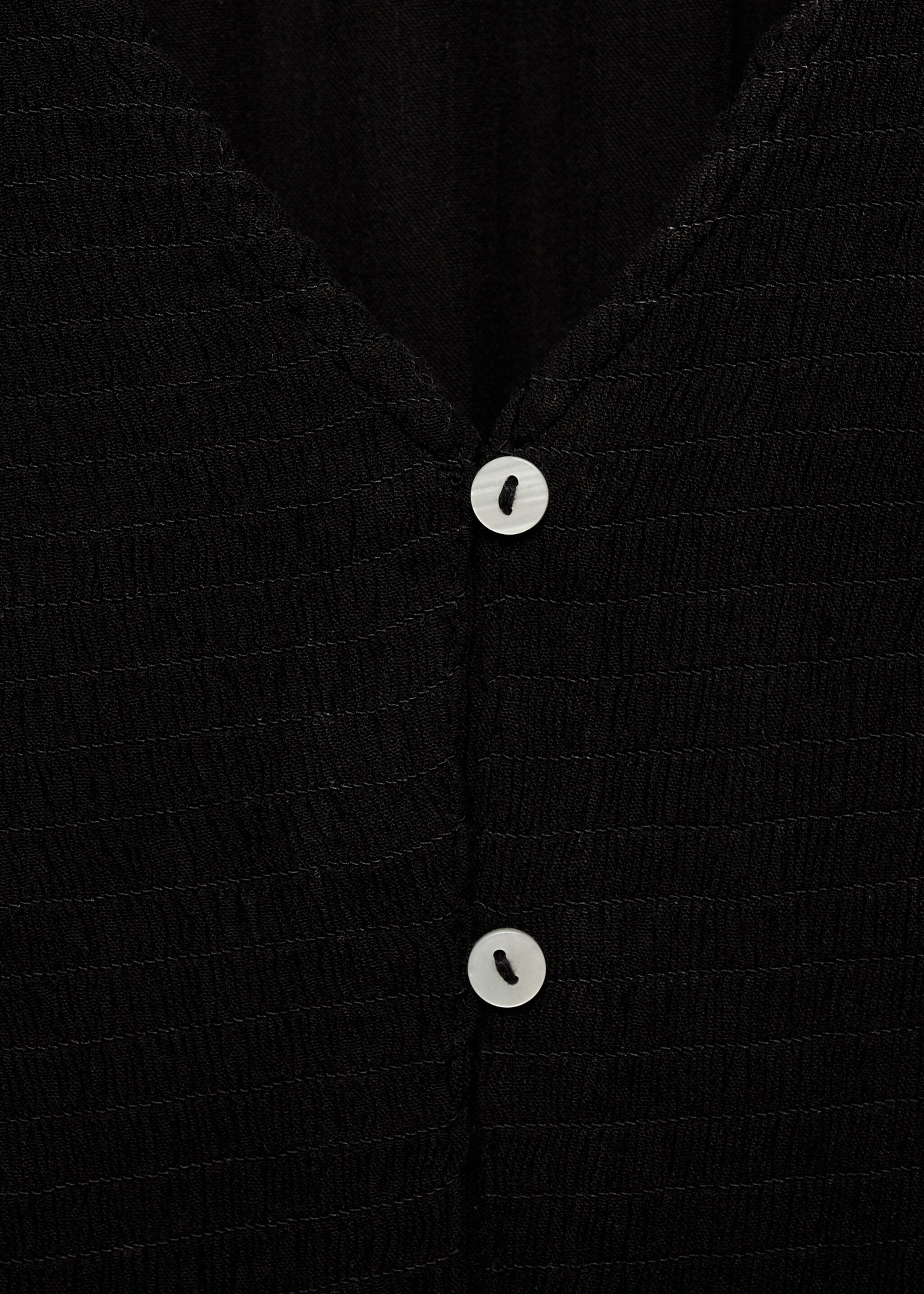 Fließende Bluse mit Raff-Details - Detail des Artikels 8, Schwarz. Ref: 77047672-00.