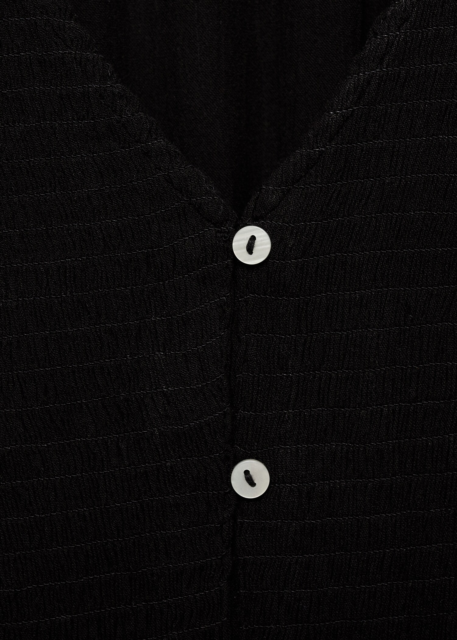 Fließende Bluse mit Raff-Details - Detail des Artikels 8