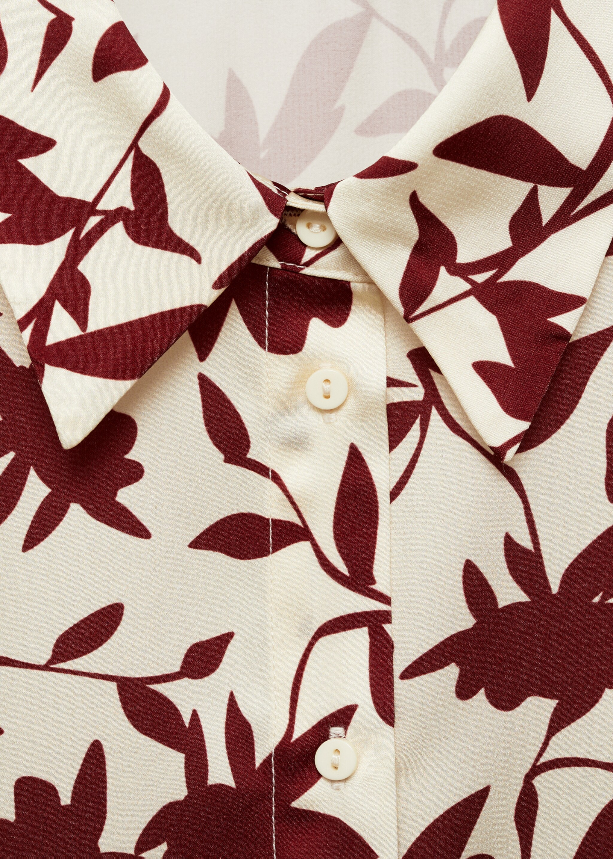 Hemd mit Blumenmuster - Detail des Artikels 8