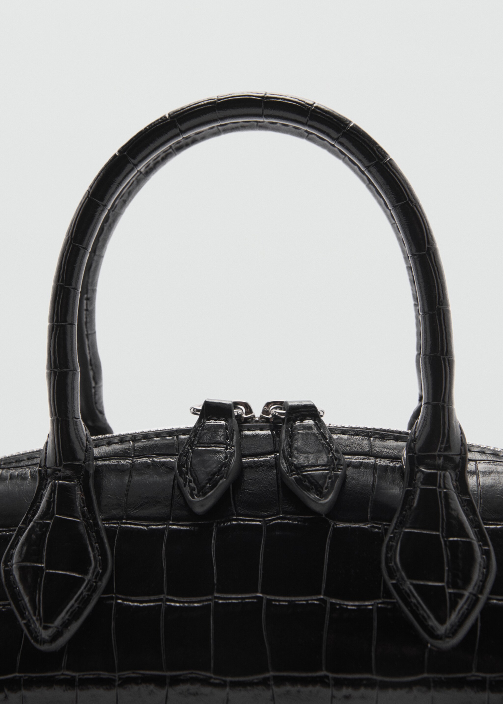 Bolso efecto cocodrilo - Detalle del artículo 2, Negro. Ref: 77047695-00.