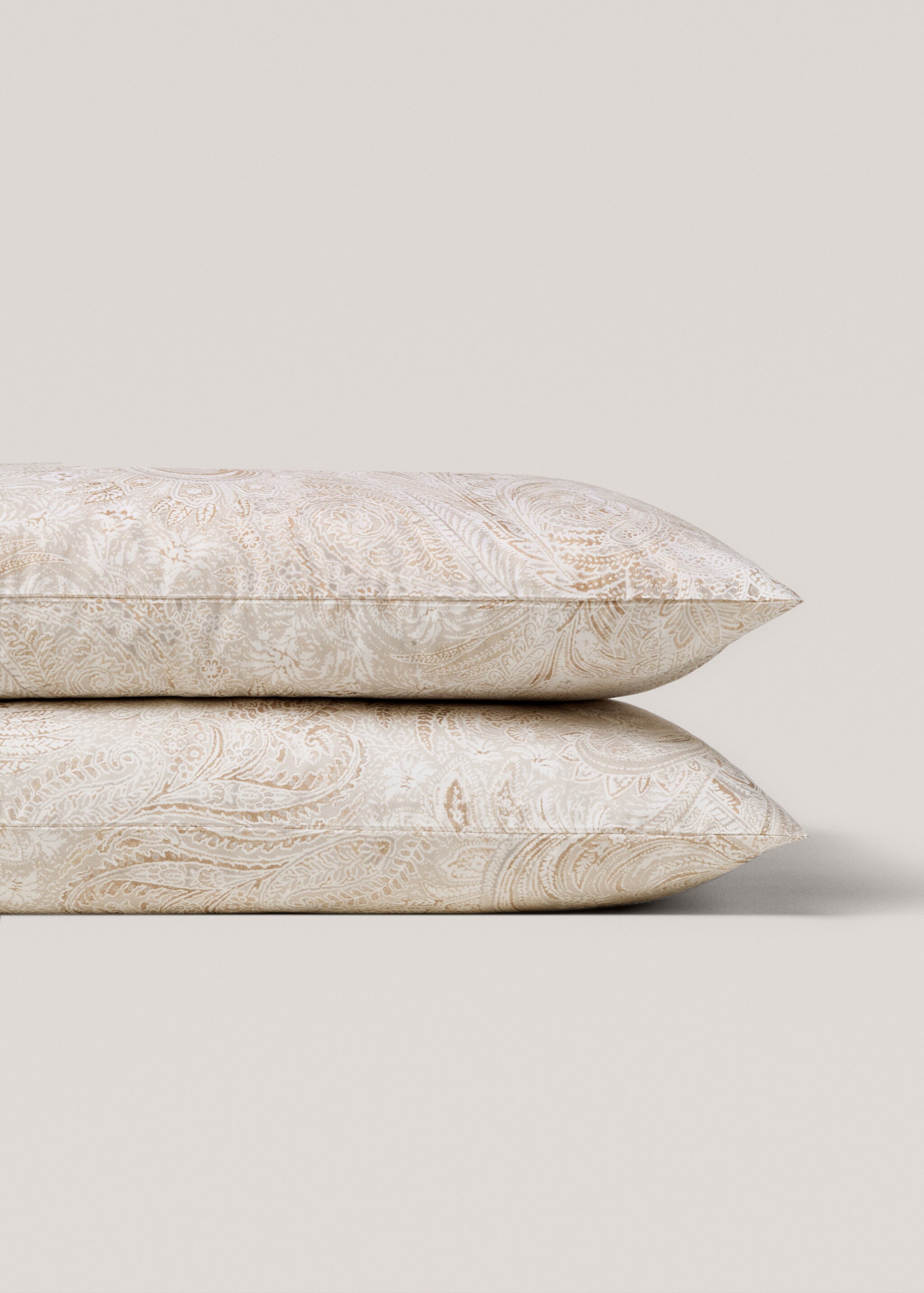 Percale cotton Paisley-print pillowcase 50x75cm - Details of the article 1, Beige. Ref: 77047704-00.