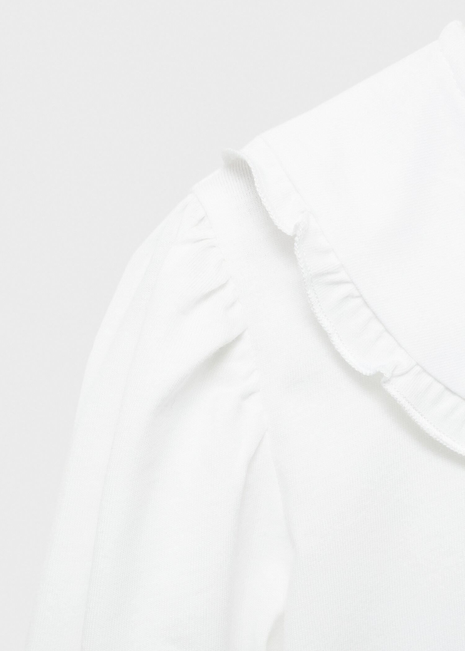 Babydoll-neck t-shirt - Details of the article 8