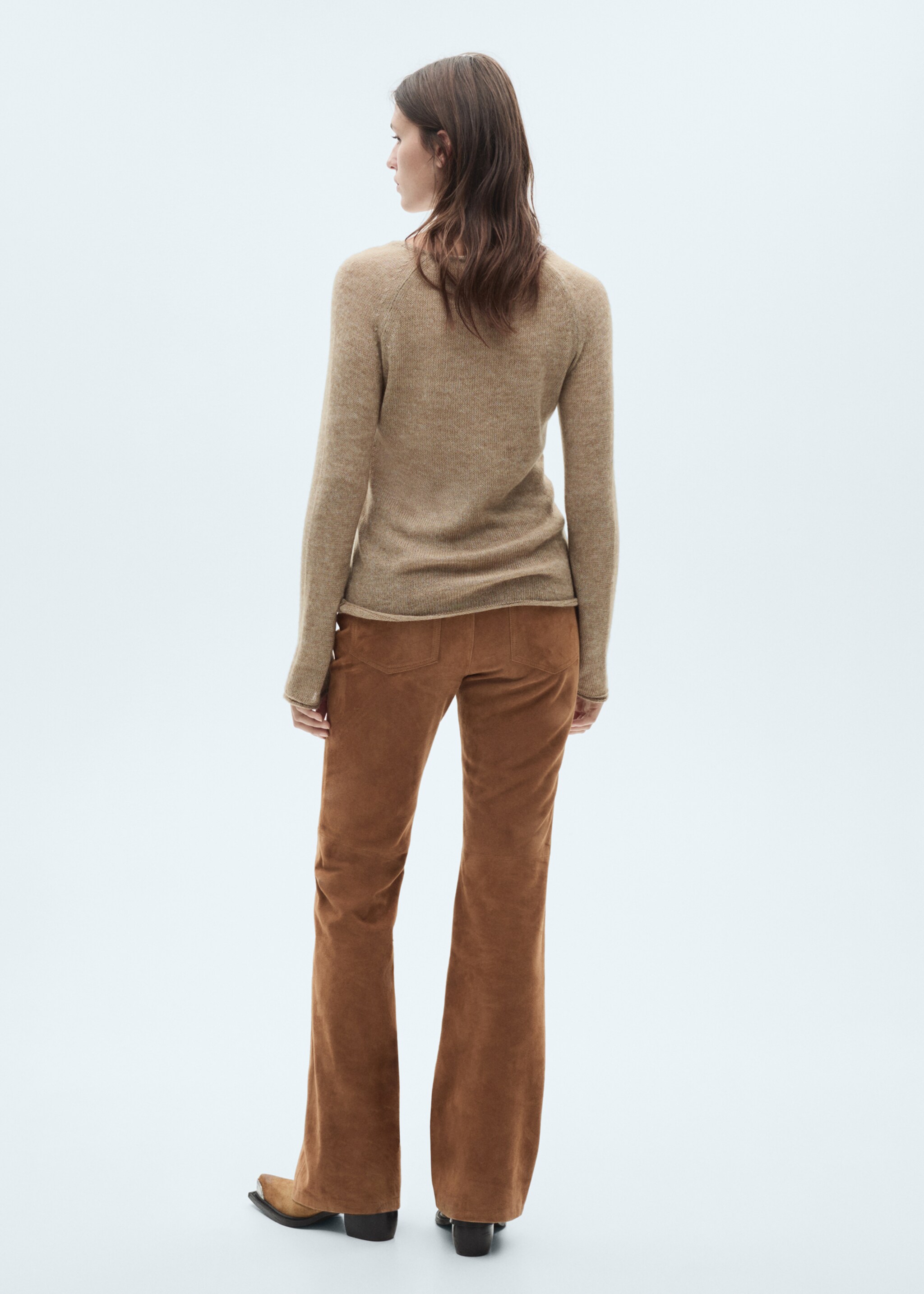 Round-neck knitted sweater - Reverse of the article, Light/Pastel Grey. Ref: 77047711-00.