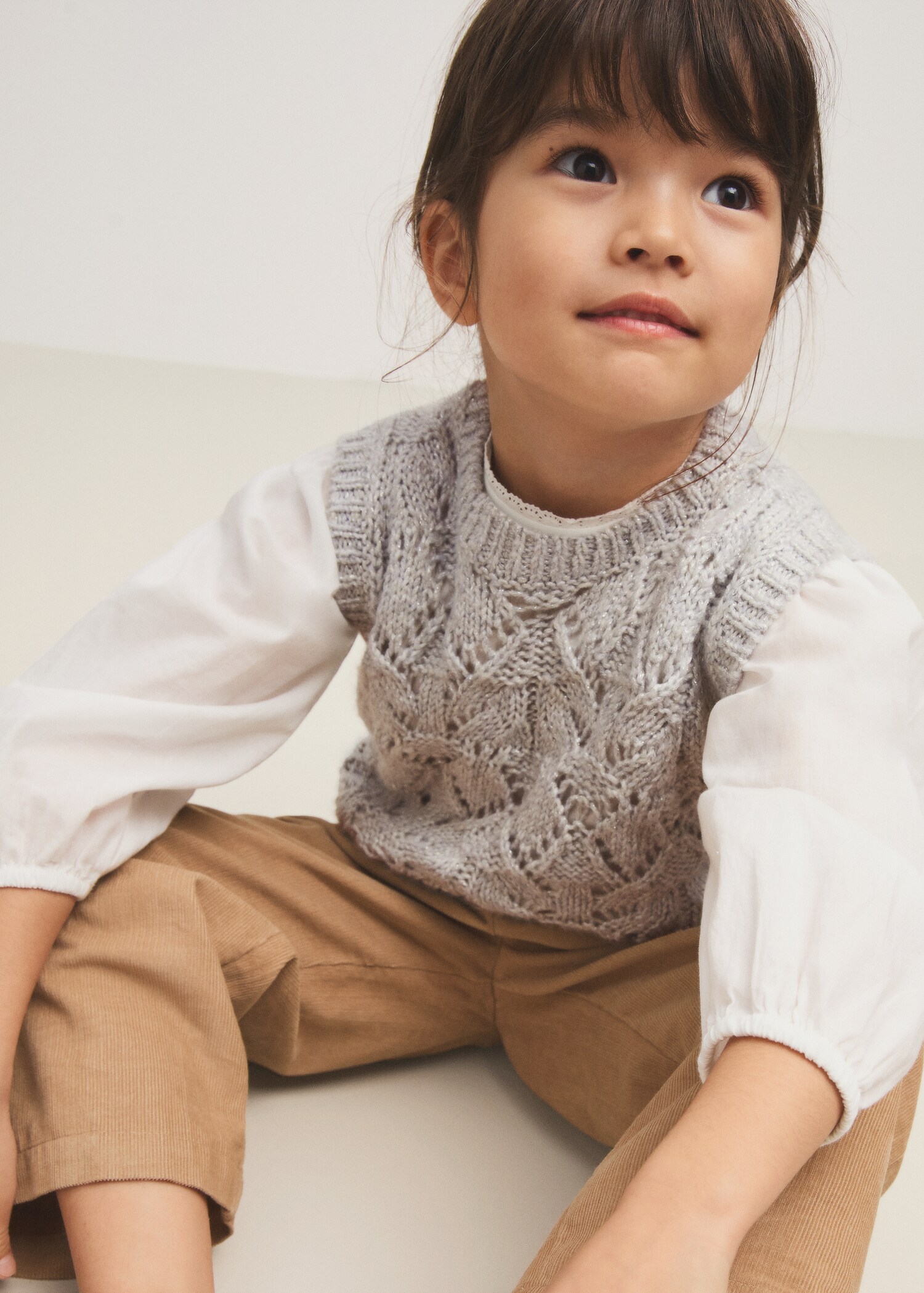 Shiny knitted waistcoat - Details of the article 6