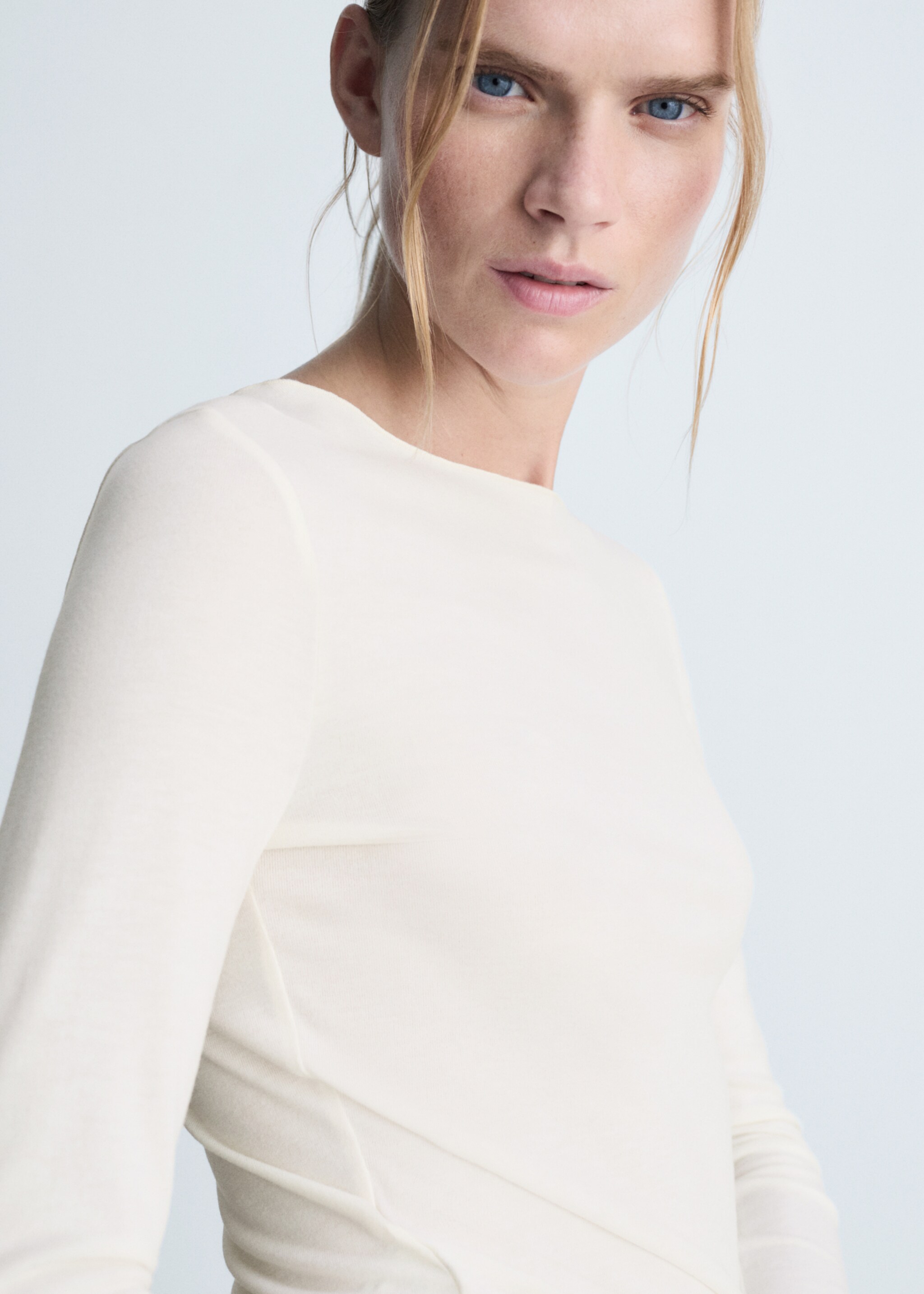 T-shirt met lange mouwen en boothals - Middenvlak, Gebroken wit. Ref: 77047717-00.