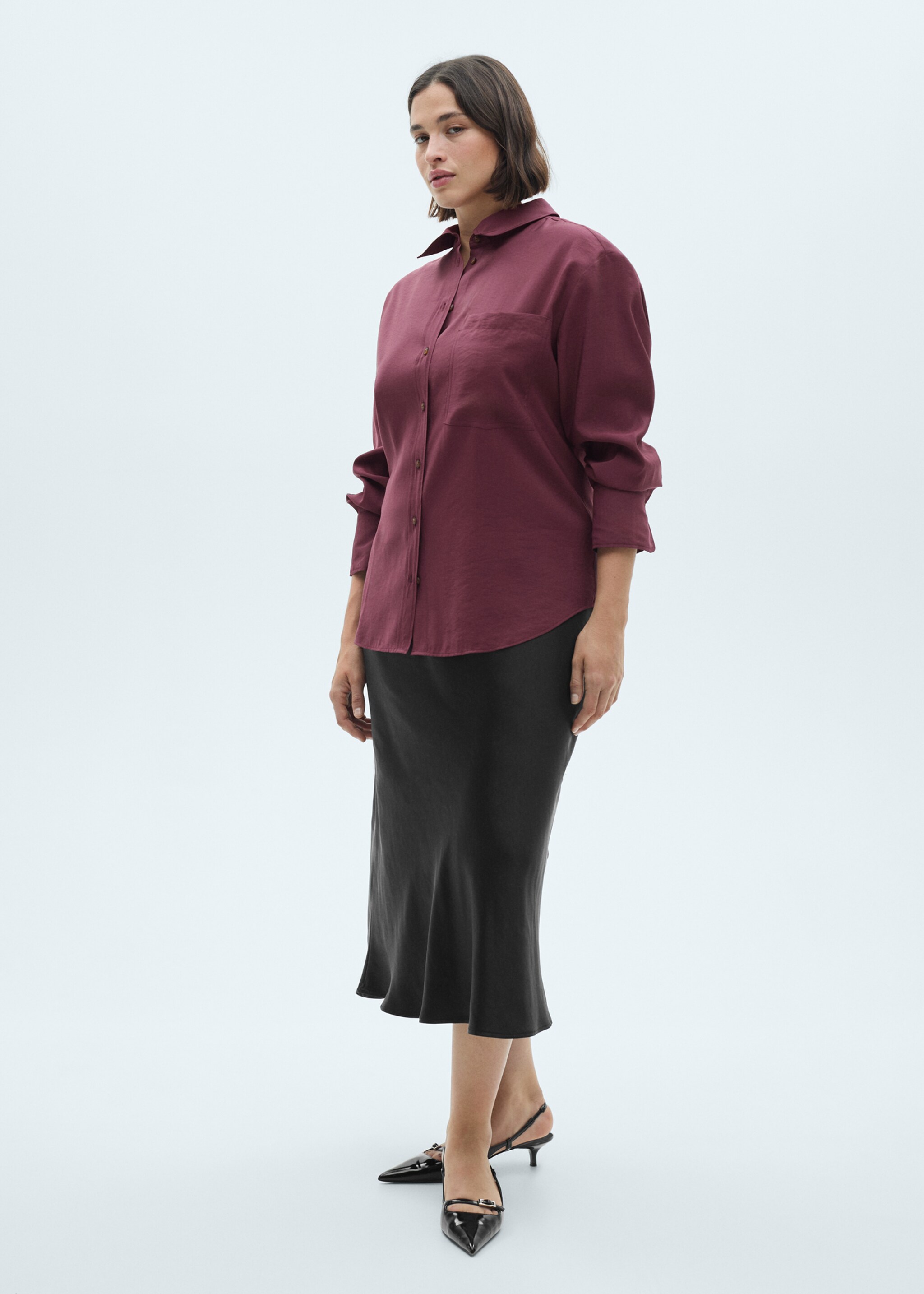 Chemise modale poche - Détail de l'article 3, Violet. Ref: 77047721-00.