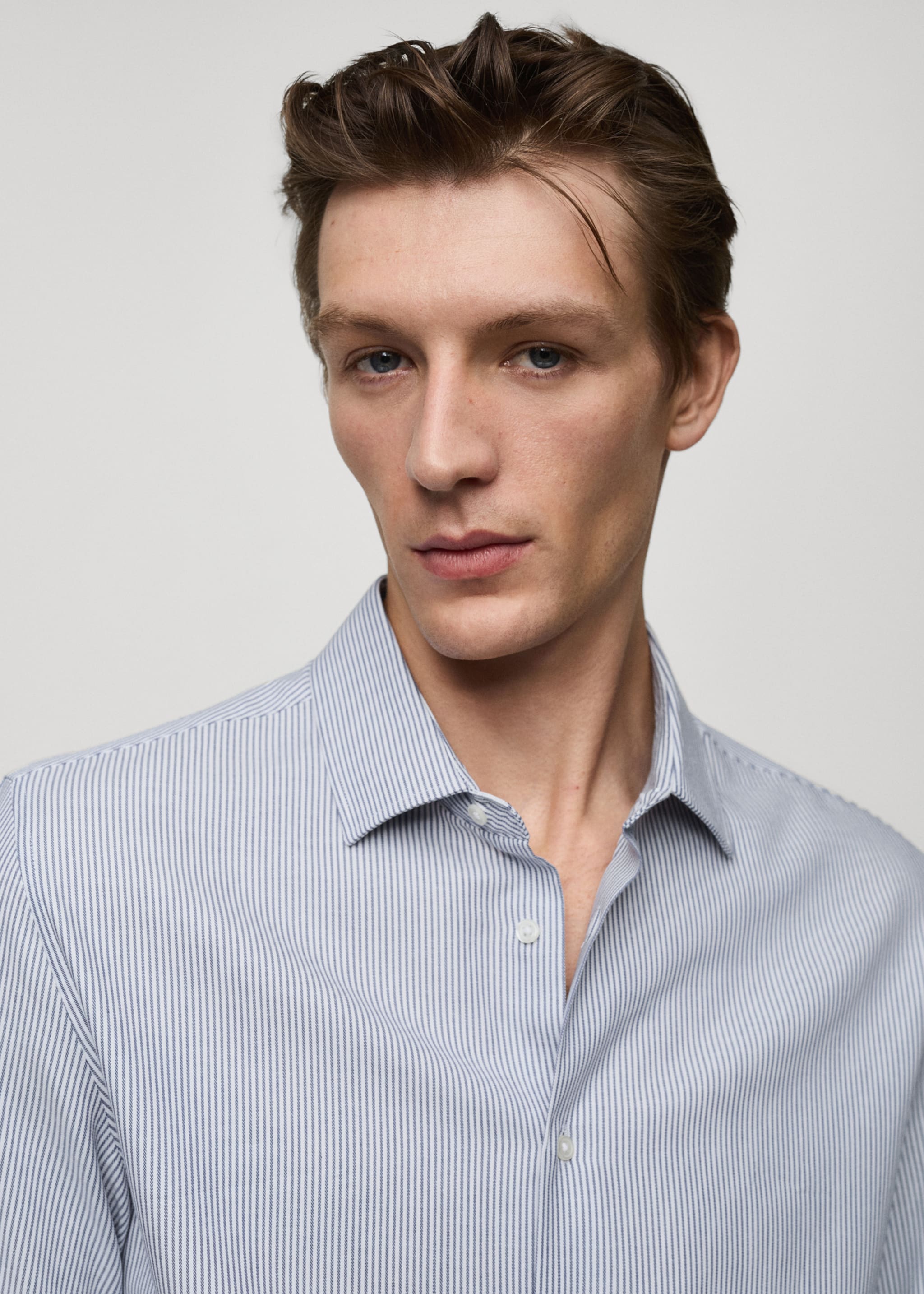 100% cotton flannel shirt with kodak stripes - Details of the article 1, Ink Blue. Ref: 77047925-00.