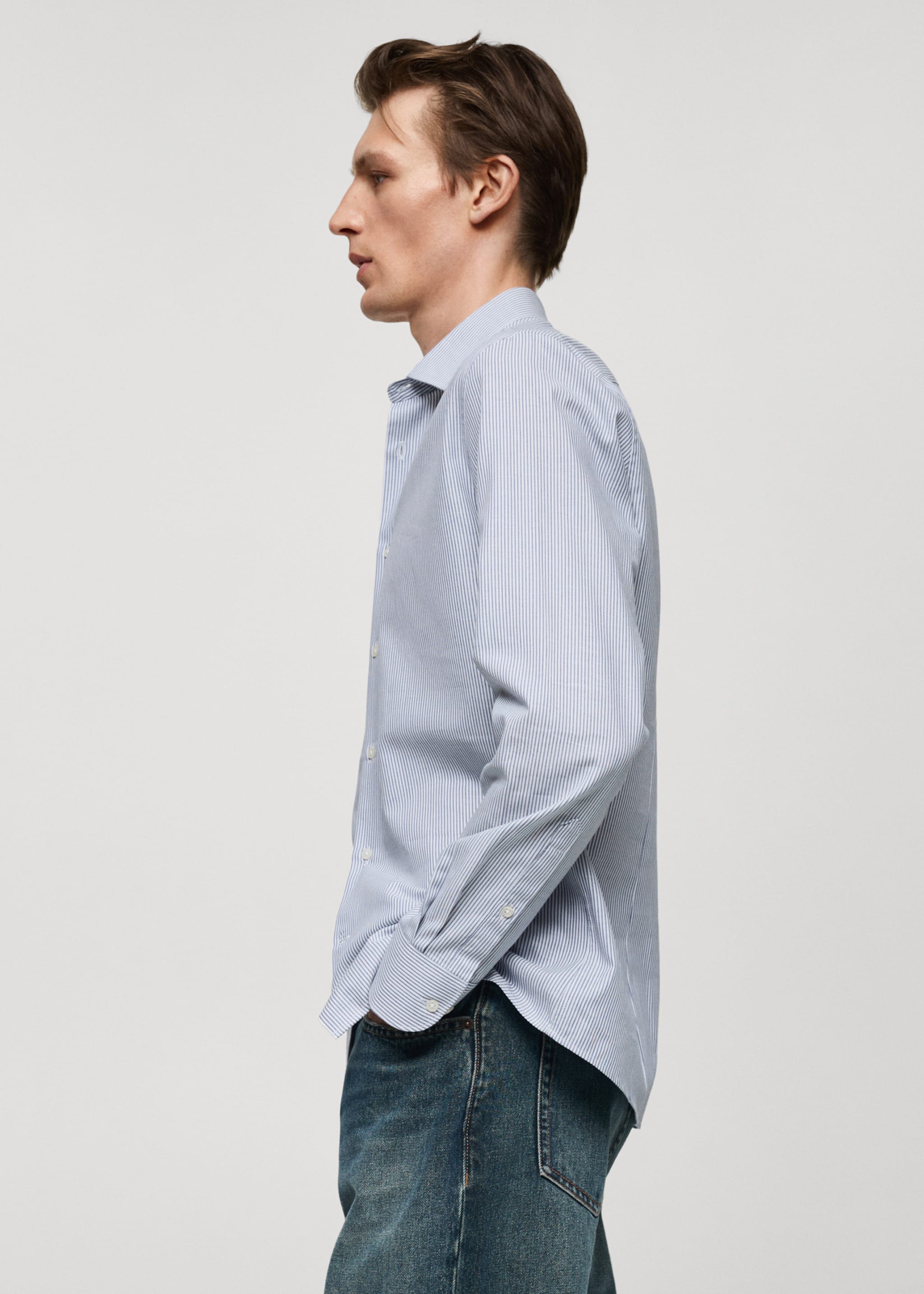 100% cotton flannel shirt with kodak stripes - Details of the article 2, Ink Blue. Ref: 77047925-00.