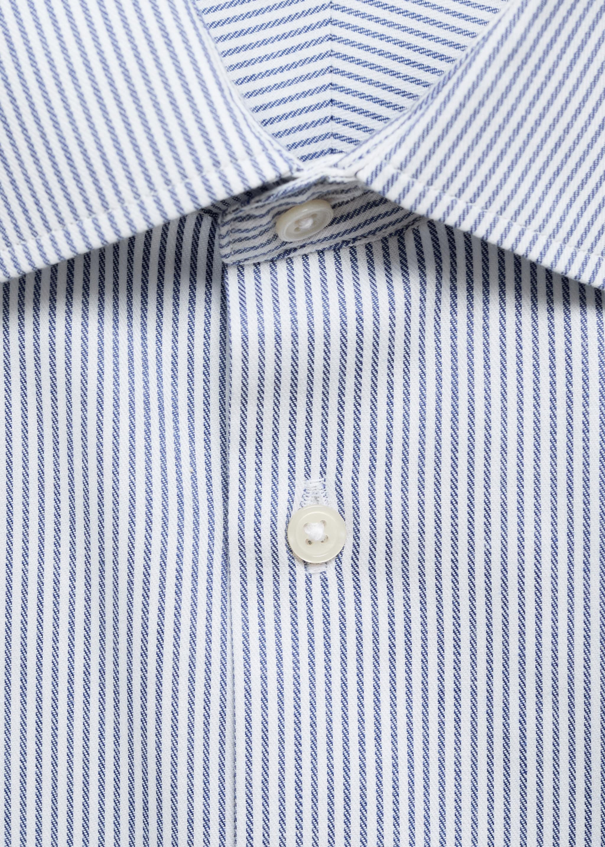 100% cotton flannel shirt with kodak stripes - Details of the article 8, Ink Blue. Ref: 77047925-00.