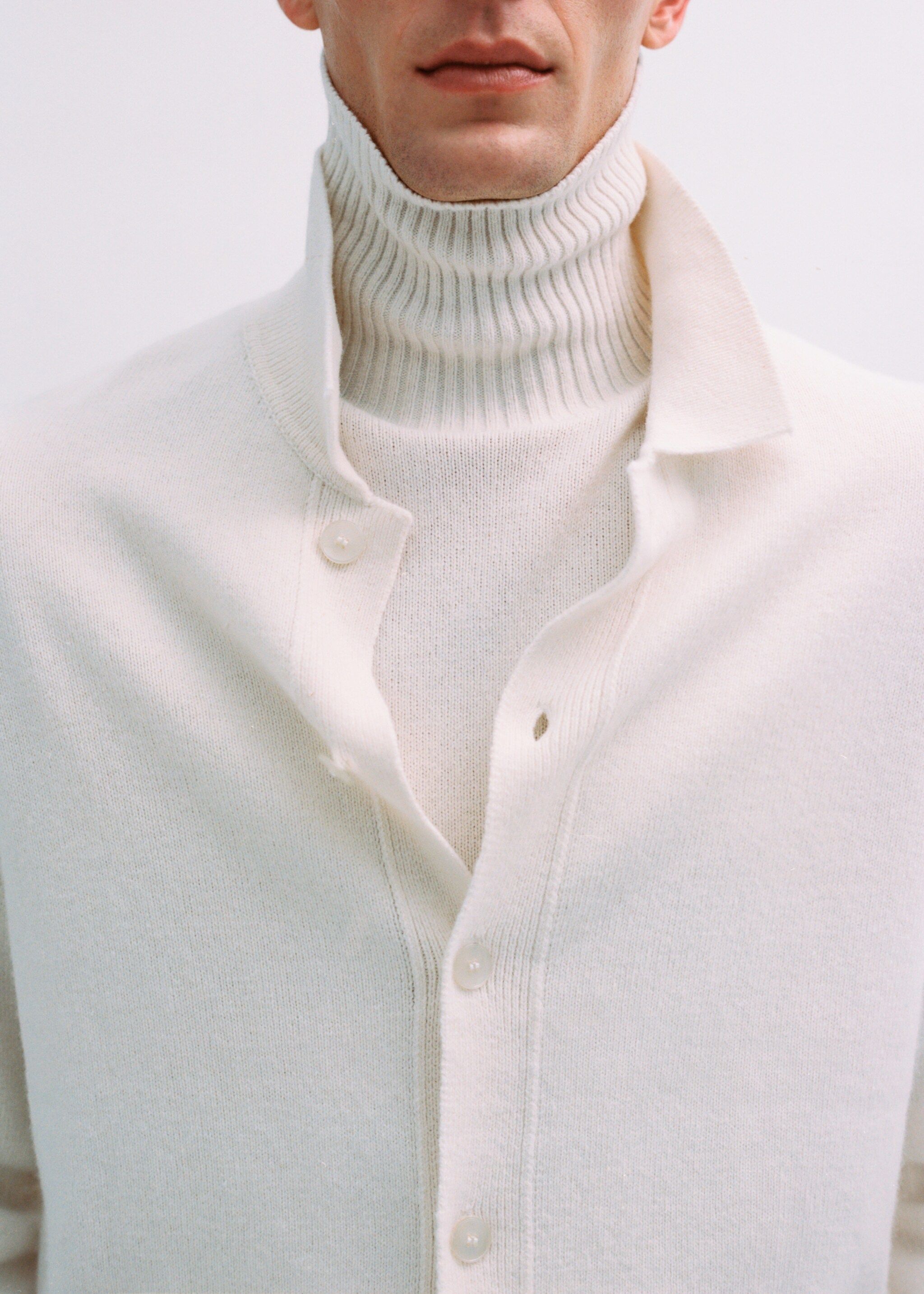 Rib-knit wool cardigan - Details of the article 3, Off White. Ref: 77047928-00.