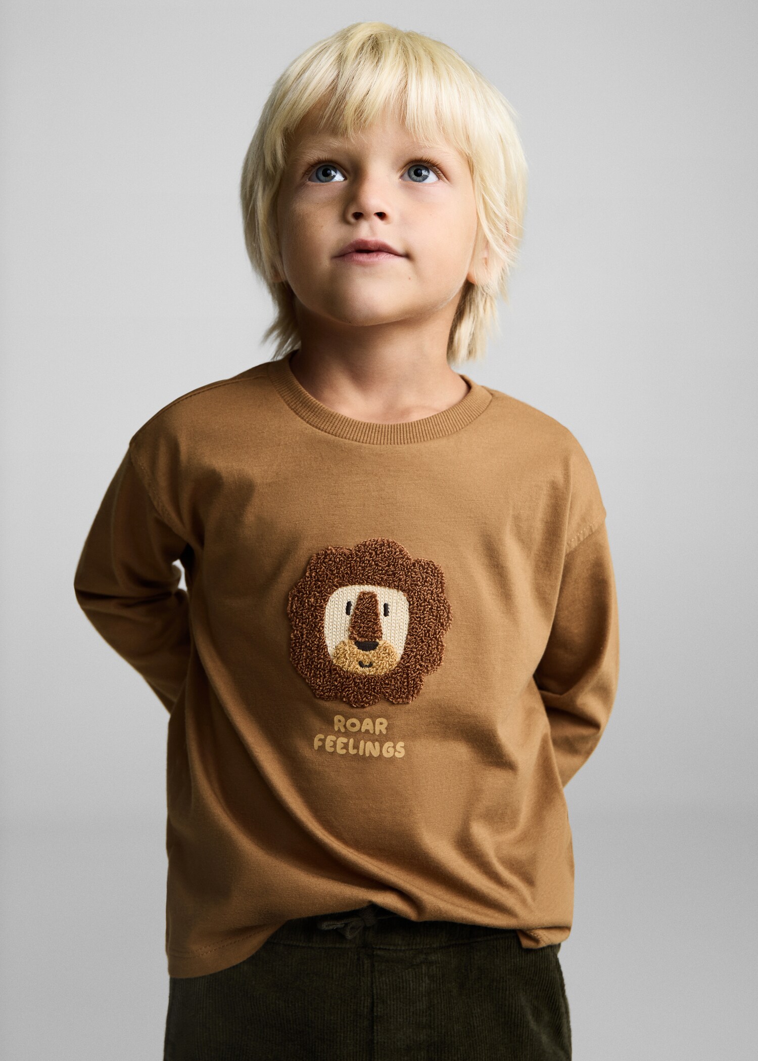 T-Shirt mit Löwenprint - Mittlere Ansicht