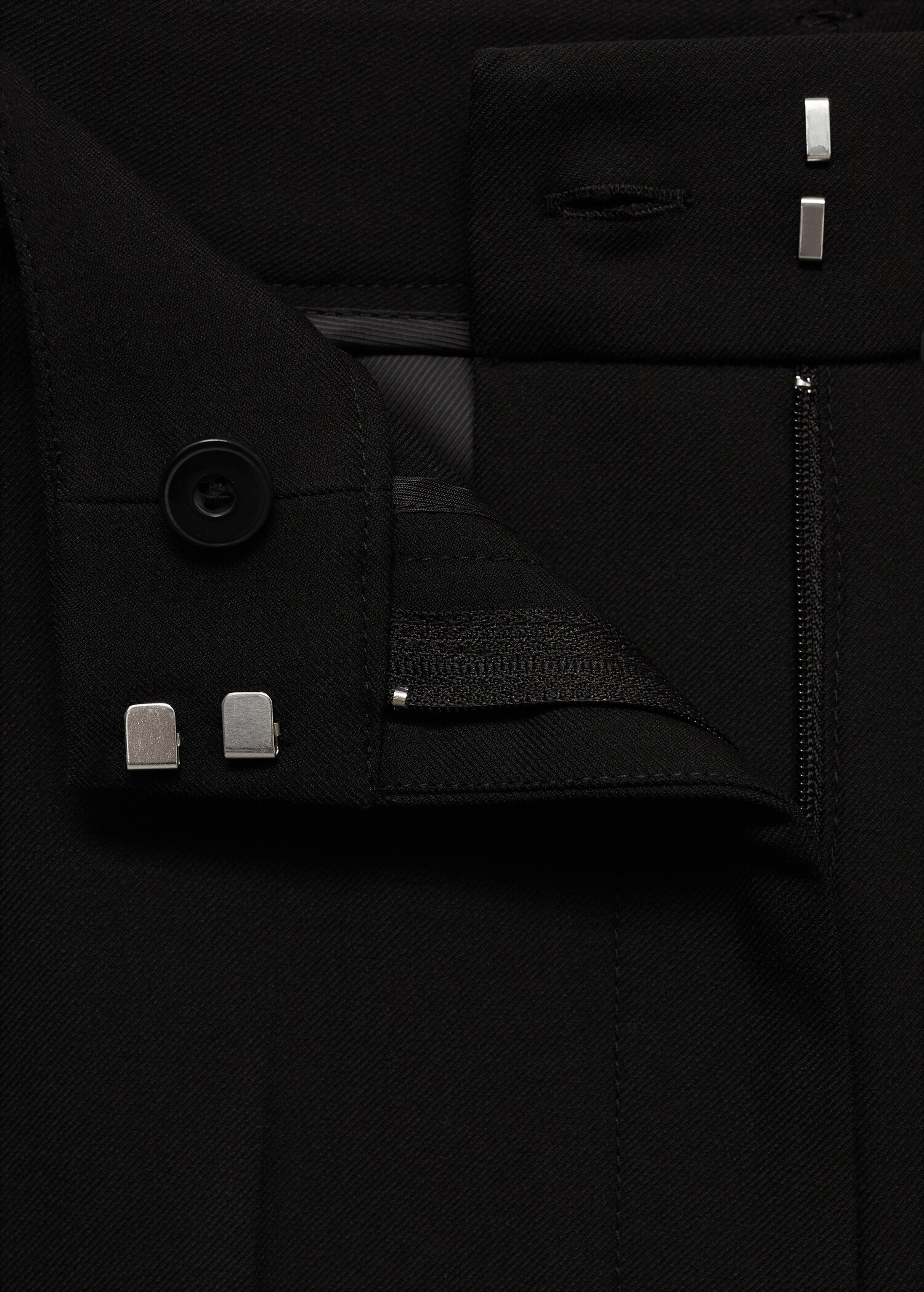 Gerade, fließende Hose - Detail des Artikels 0