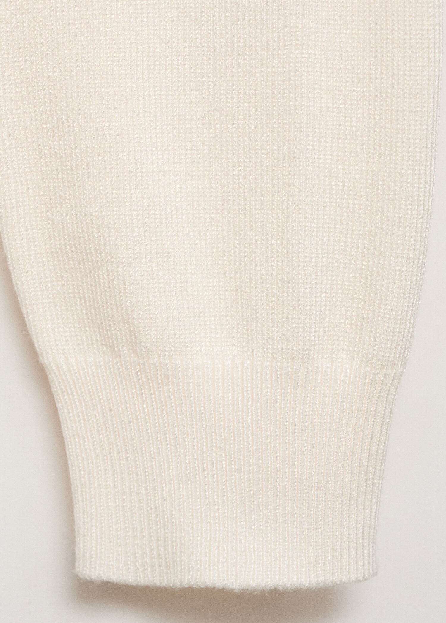 Fine-knit cardigan - Details of the article 0