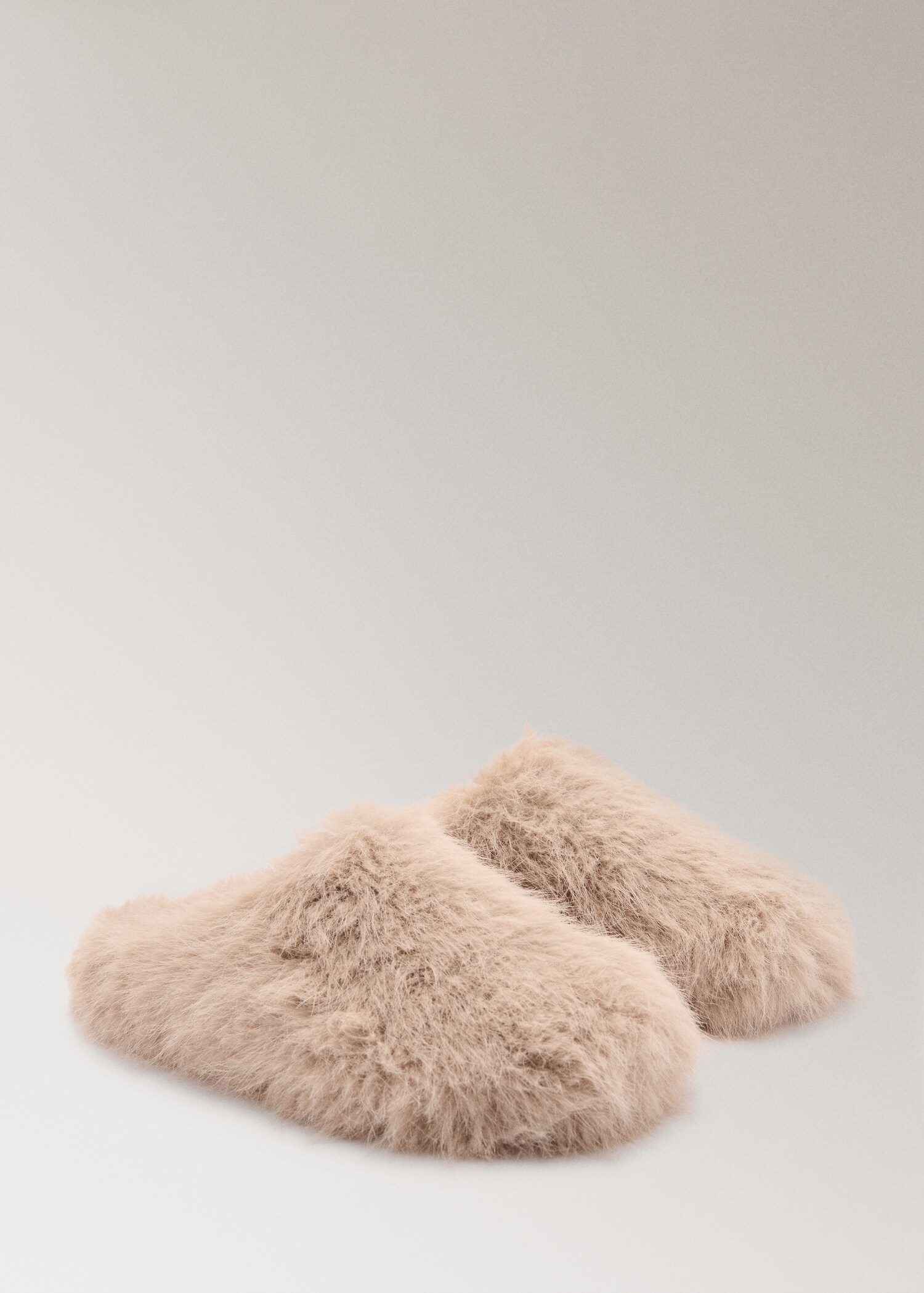 Zapatillas efecto pelo - Plano medio