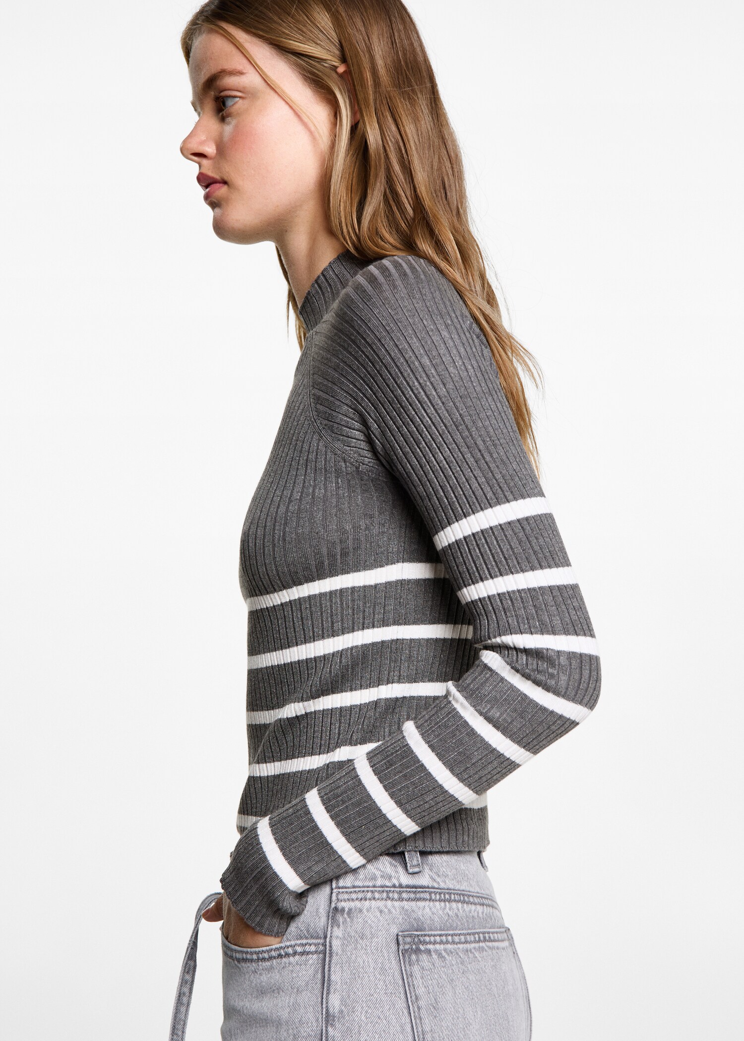 Ripp-Pullover mit Rollkragen - Detail des Artikels 2