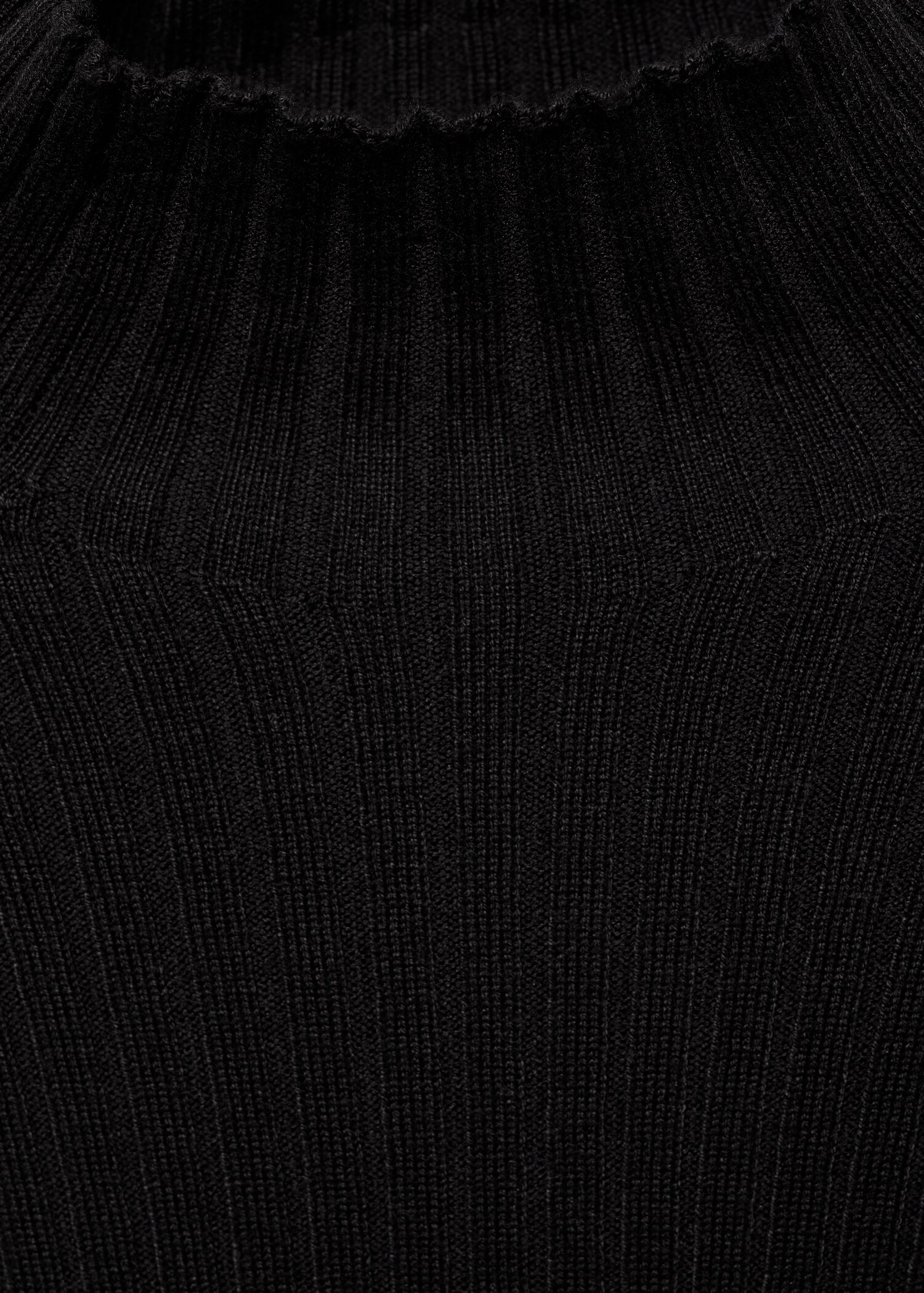 Ripp-Pullover mit Rollkragen - Detail des Artikels 8