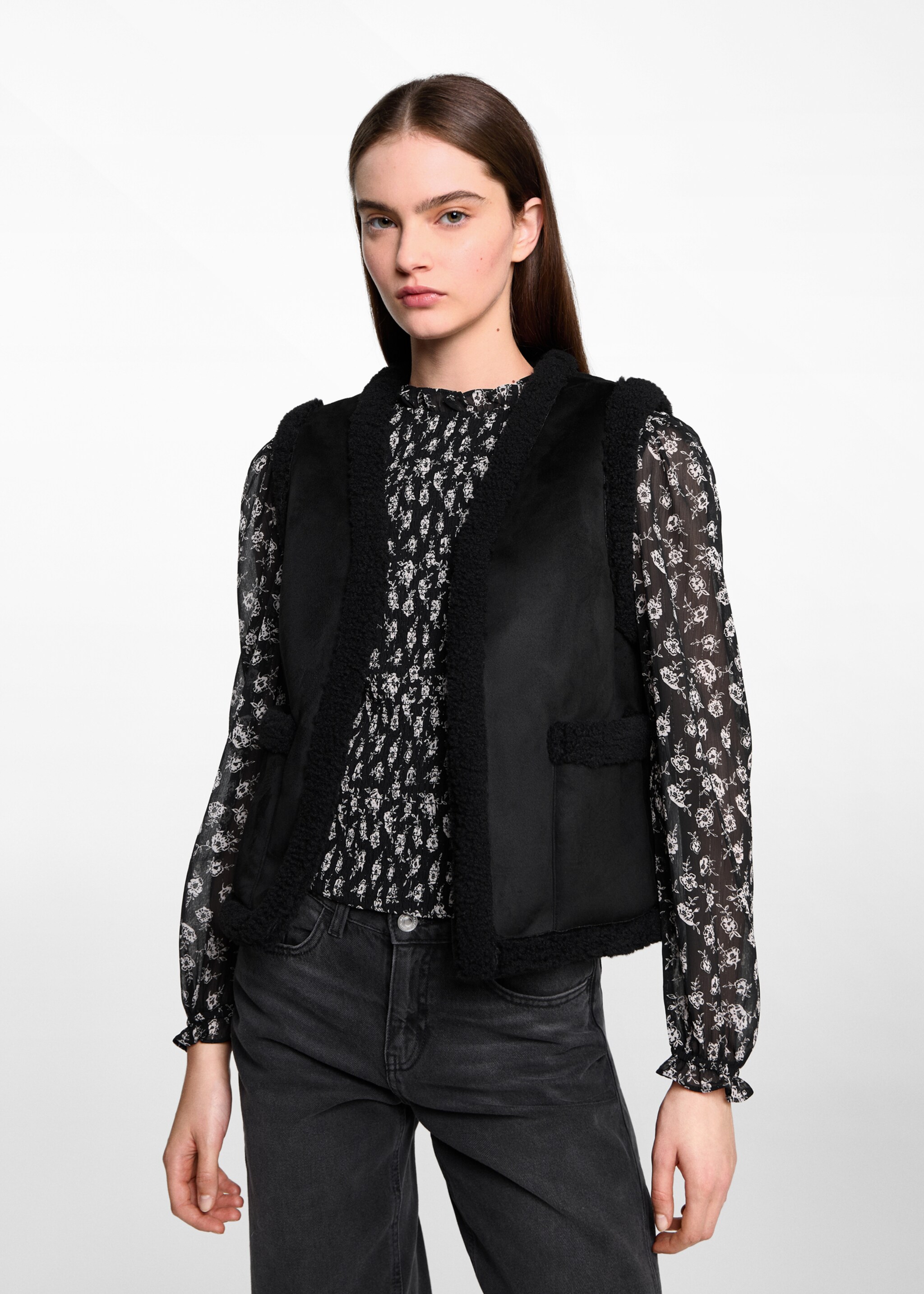 Combined shearling-effect gilet - Medium plane, Black. Ref: 77048278-00.