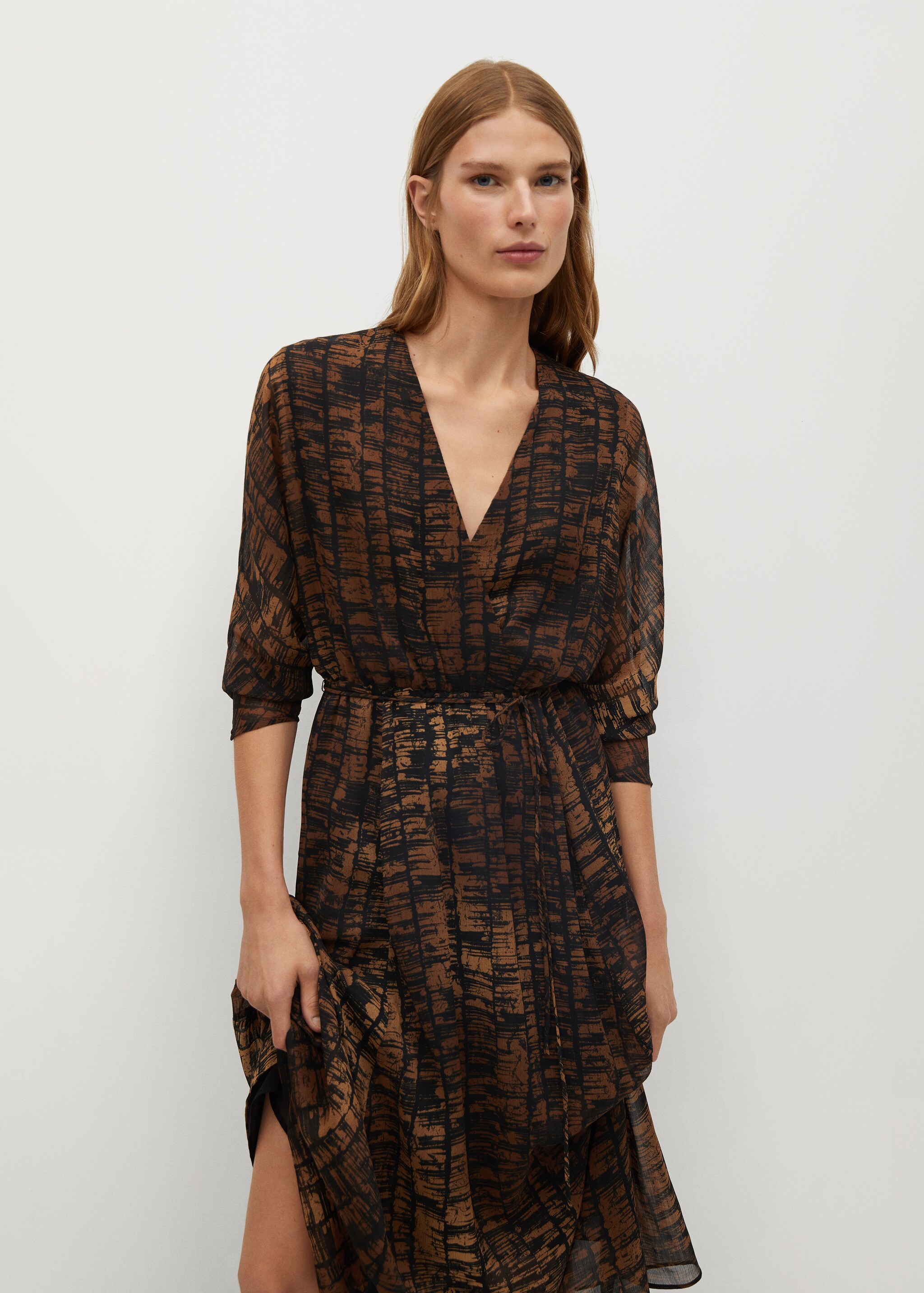 Vestido plisado estampado - Plano medio