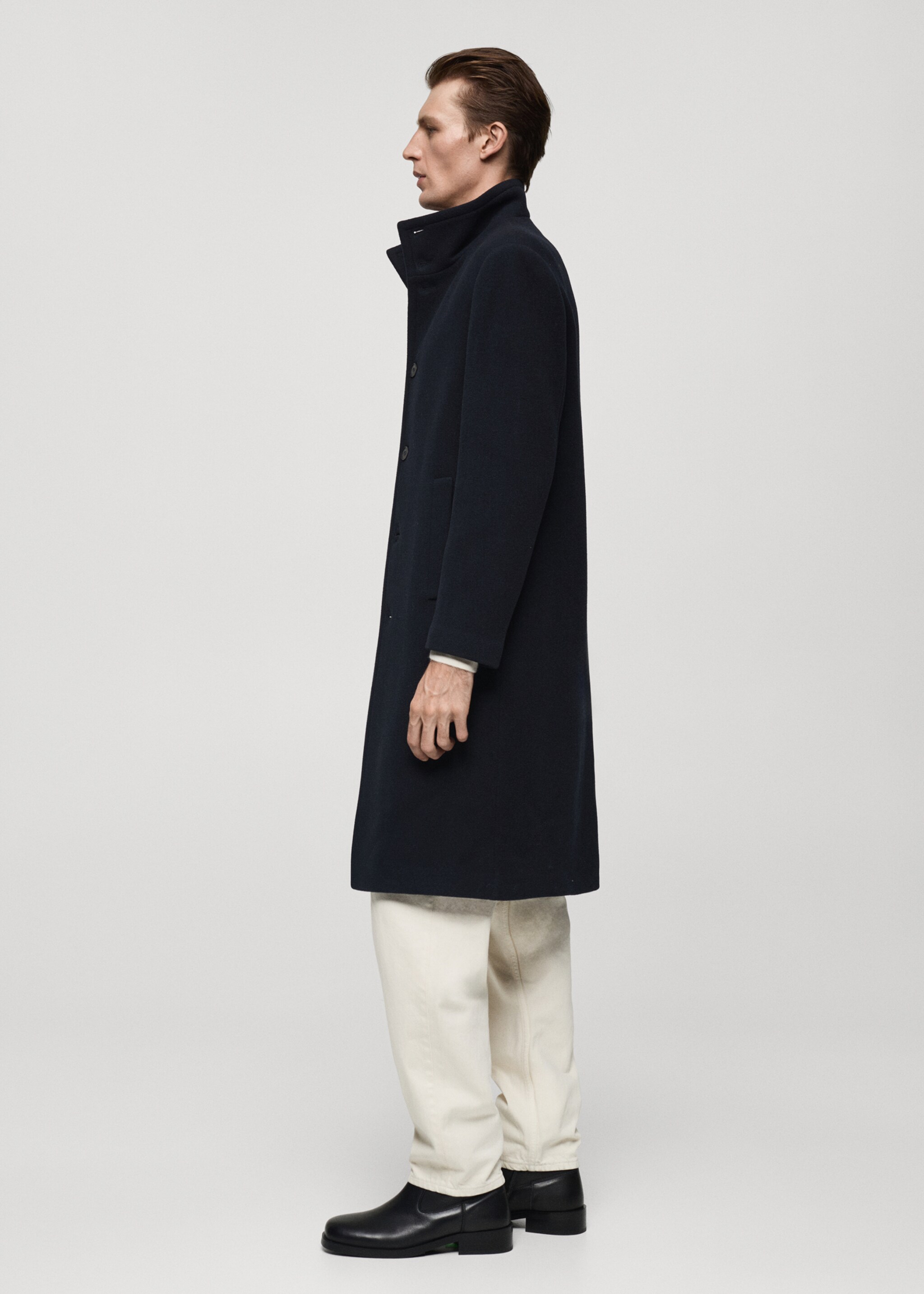 Long wool coat with collar - Details of the article 2, Dark Navy. Ref: 77049227-00.