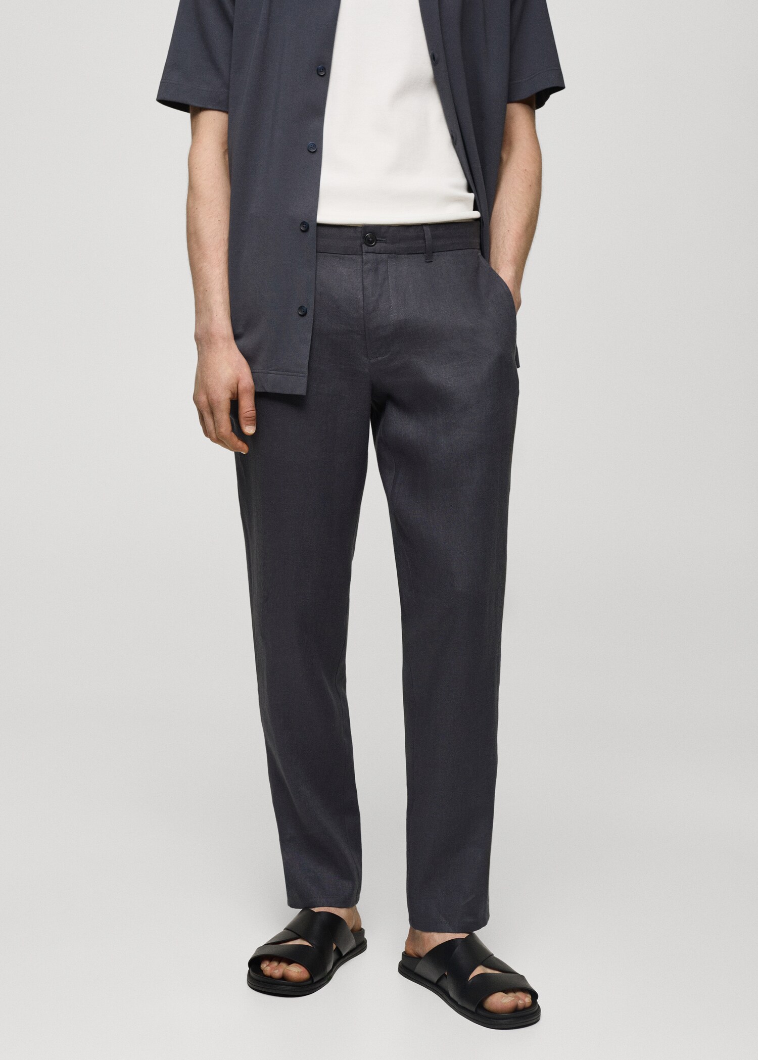 Παντελόνι 100% λινό slim fit - Μεσαίο πλάνο
