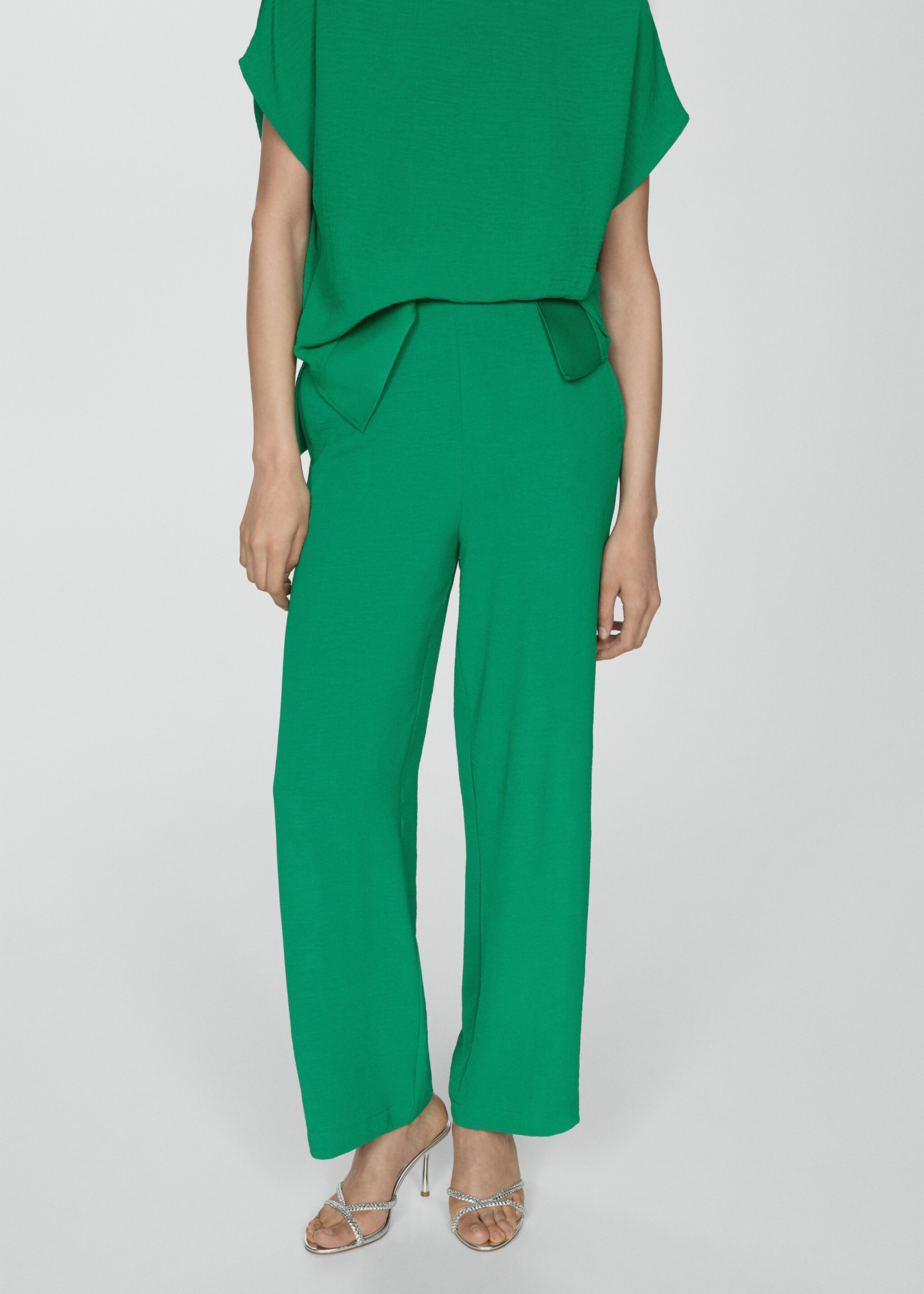 Wide leg fluid trousers - Medium plane