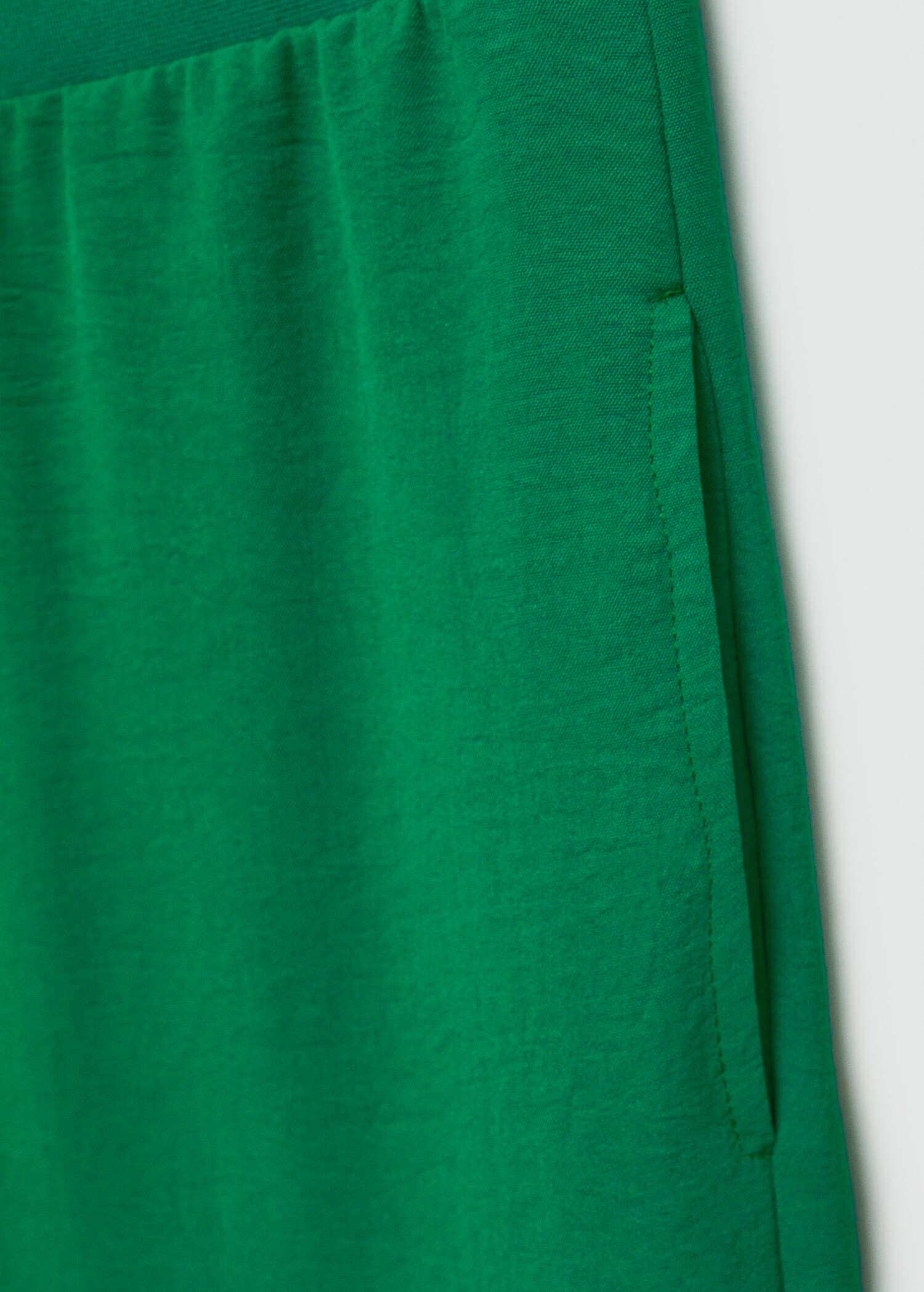 Wide leg fluid trousers - Details of the article 8