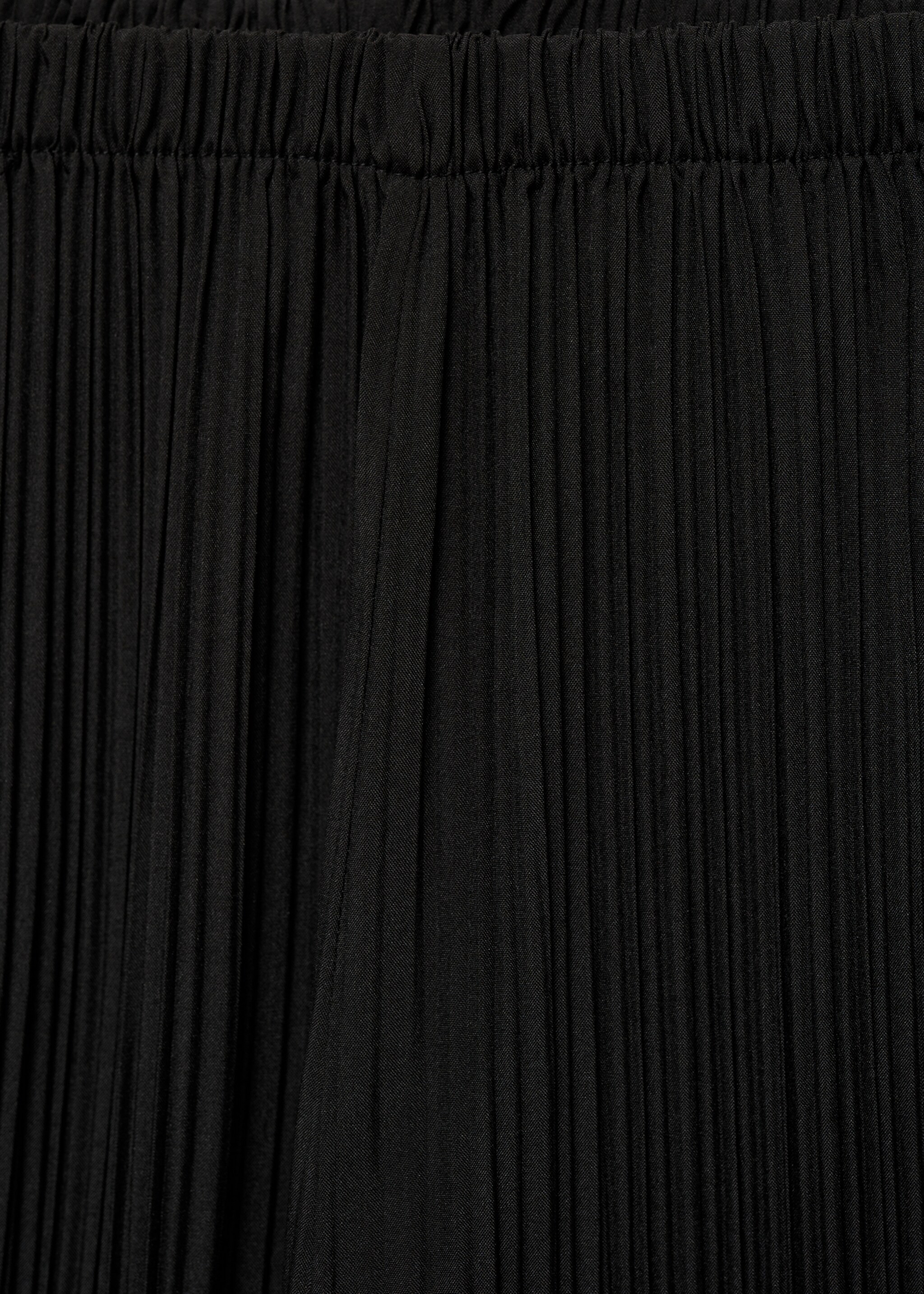 Fluid pleated trousers - Details of the article 8