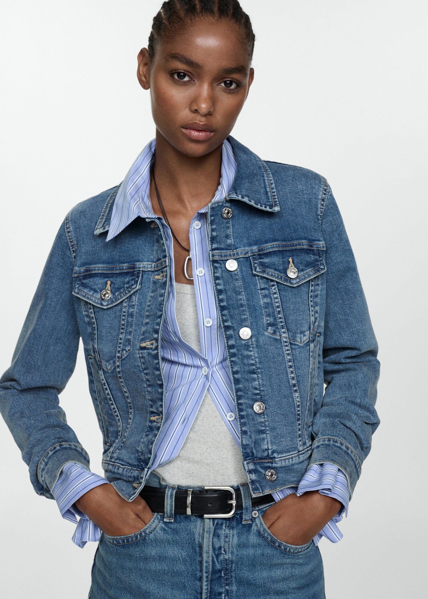 Blouson jean poches - Plan moyen
