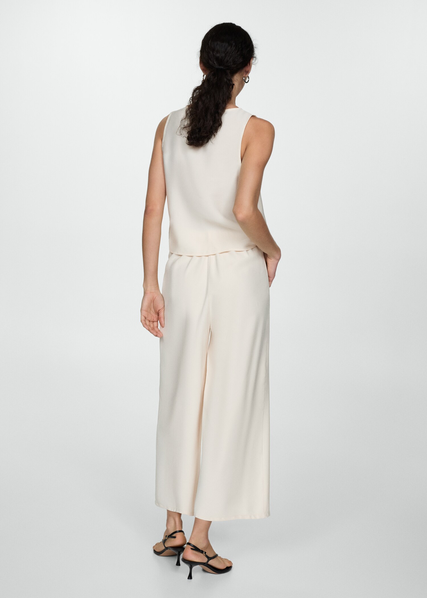 Wideleg trousers with elastic waist - Reverse of the article