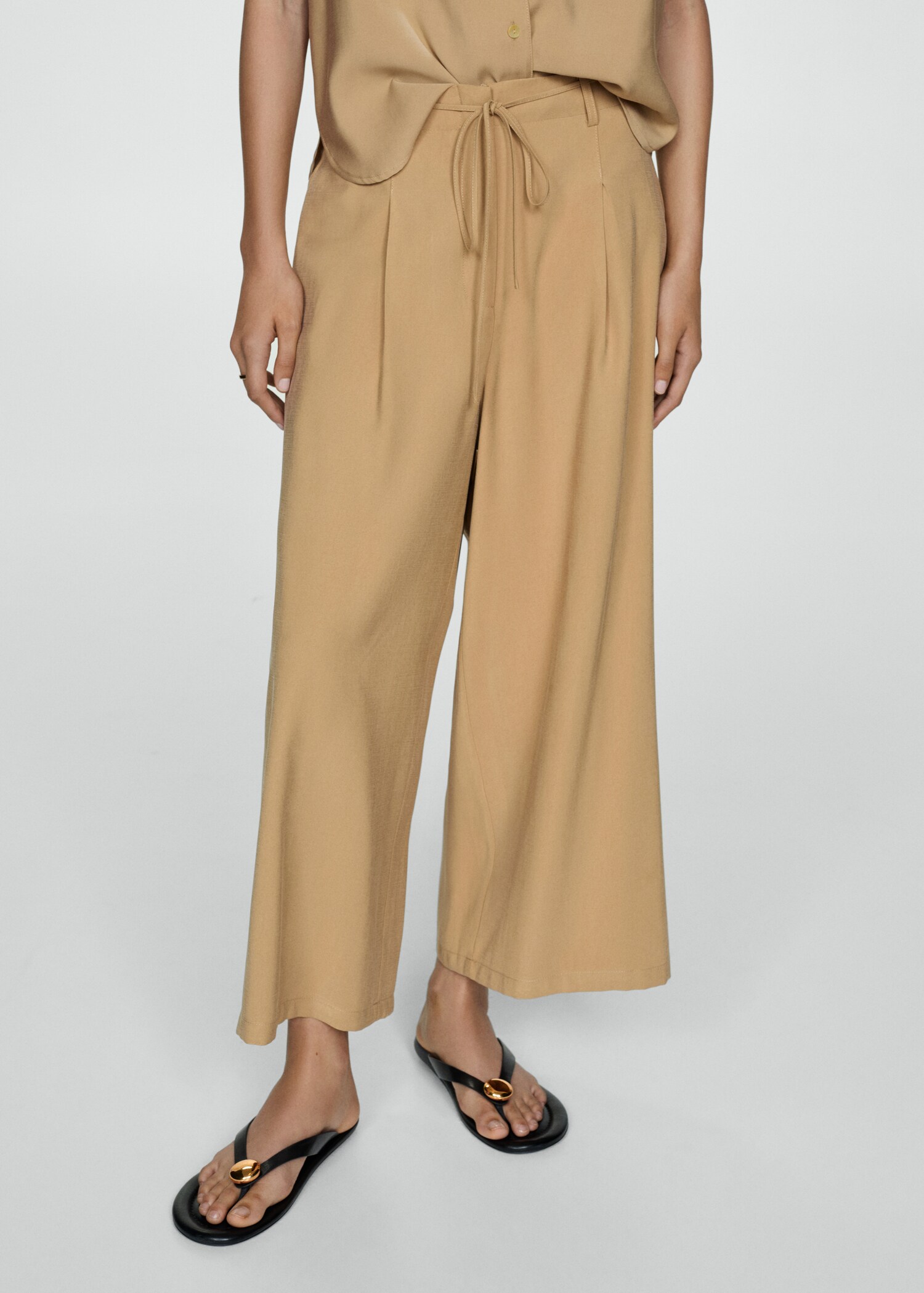 Wideleg trousers with elastic waist - Medium plane