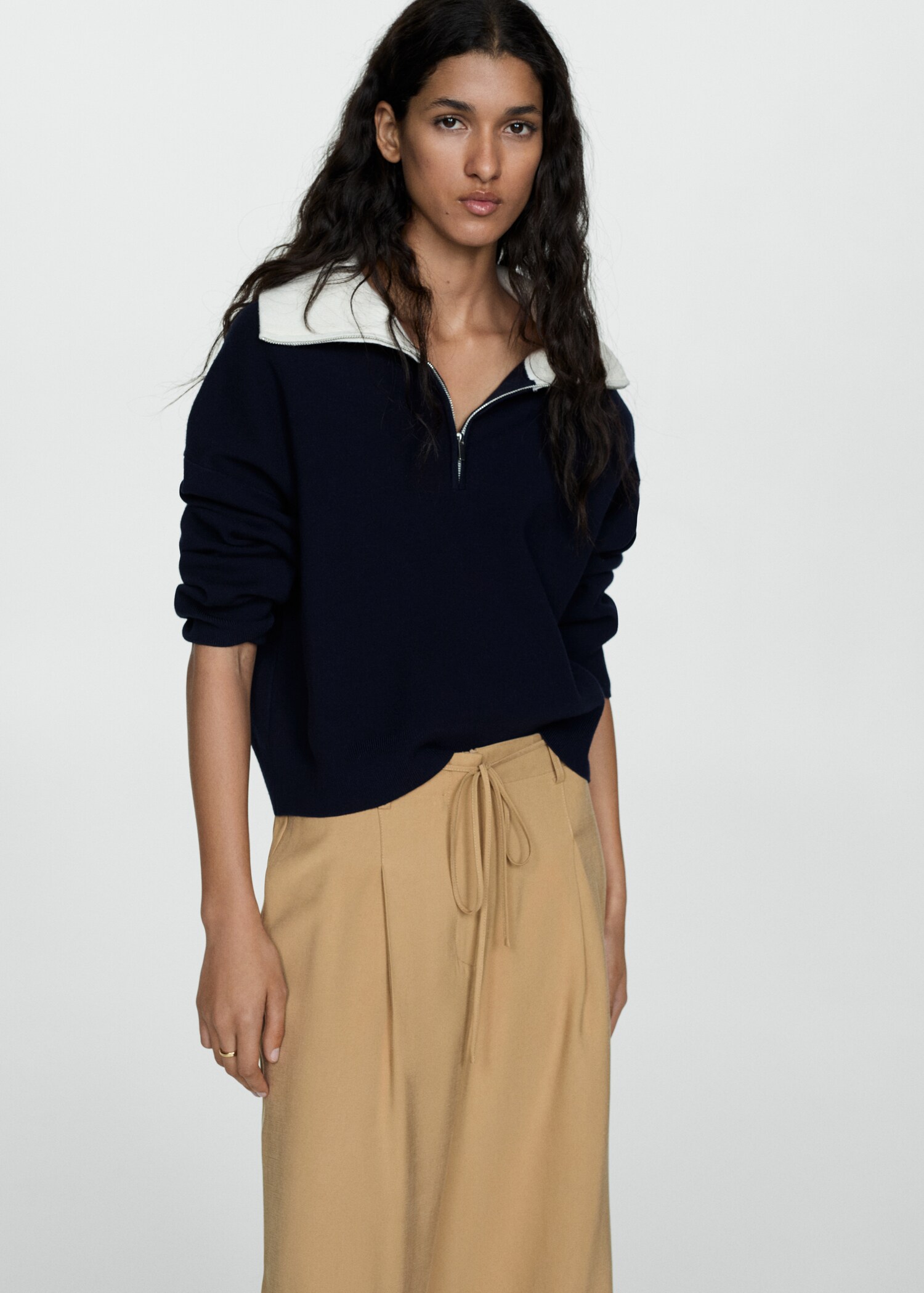 Wideleg trousers with elastic waist - Details of the article 1