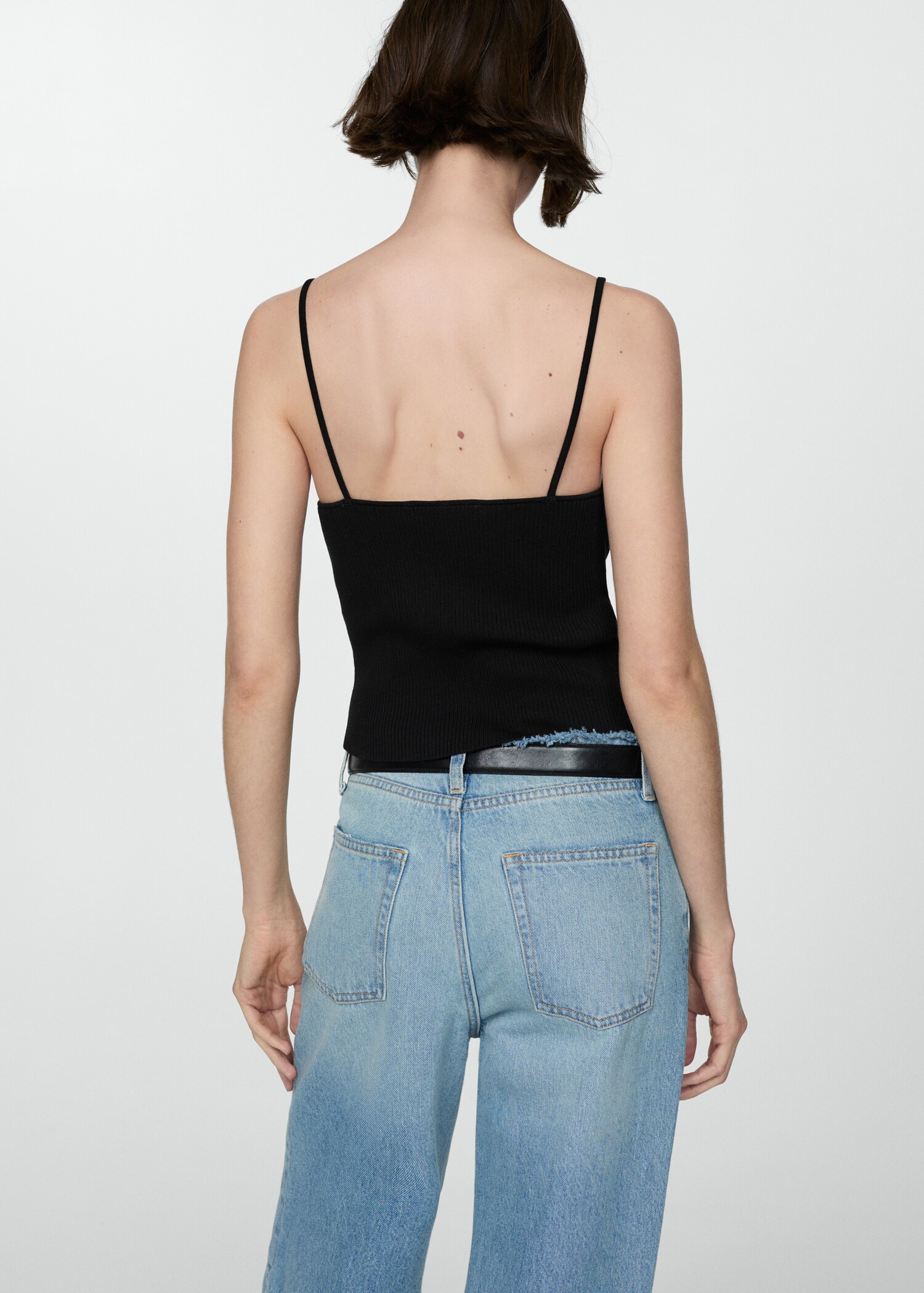 Ribbed top with thin straps - Reverse of the article