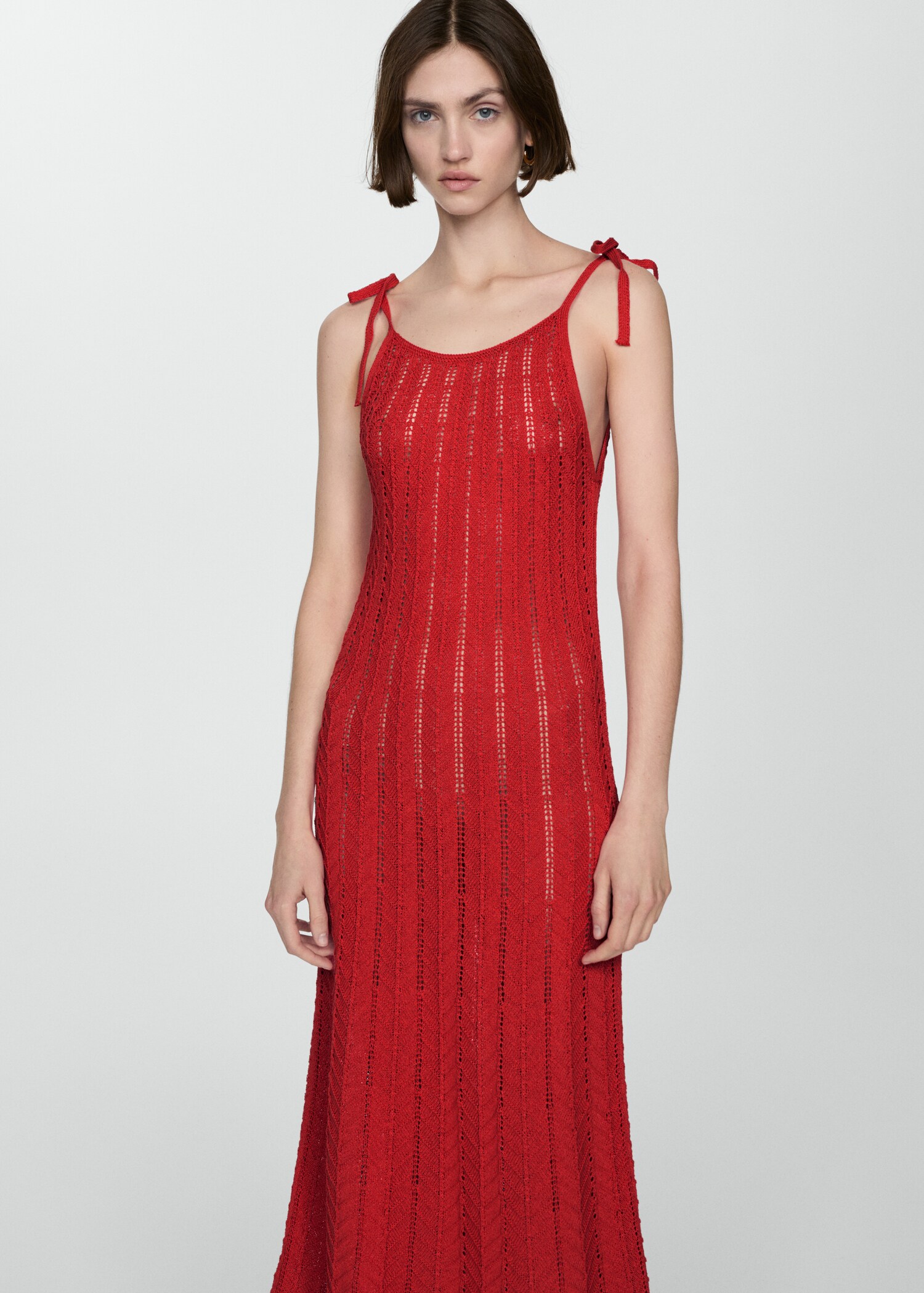 Strickkleid mit Lochmuster und Schleifen - Mittlere Ansicht