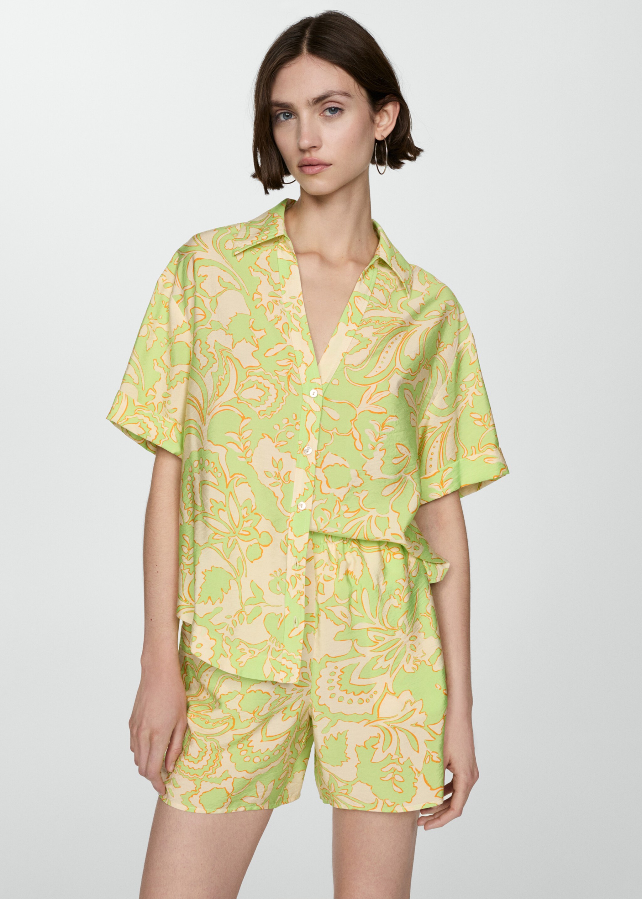 Printed fluid shorts - Details of the article 1