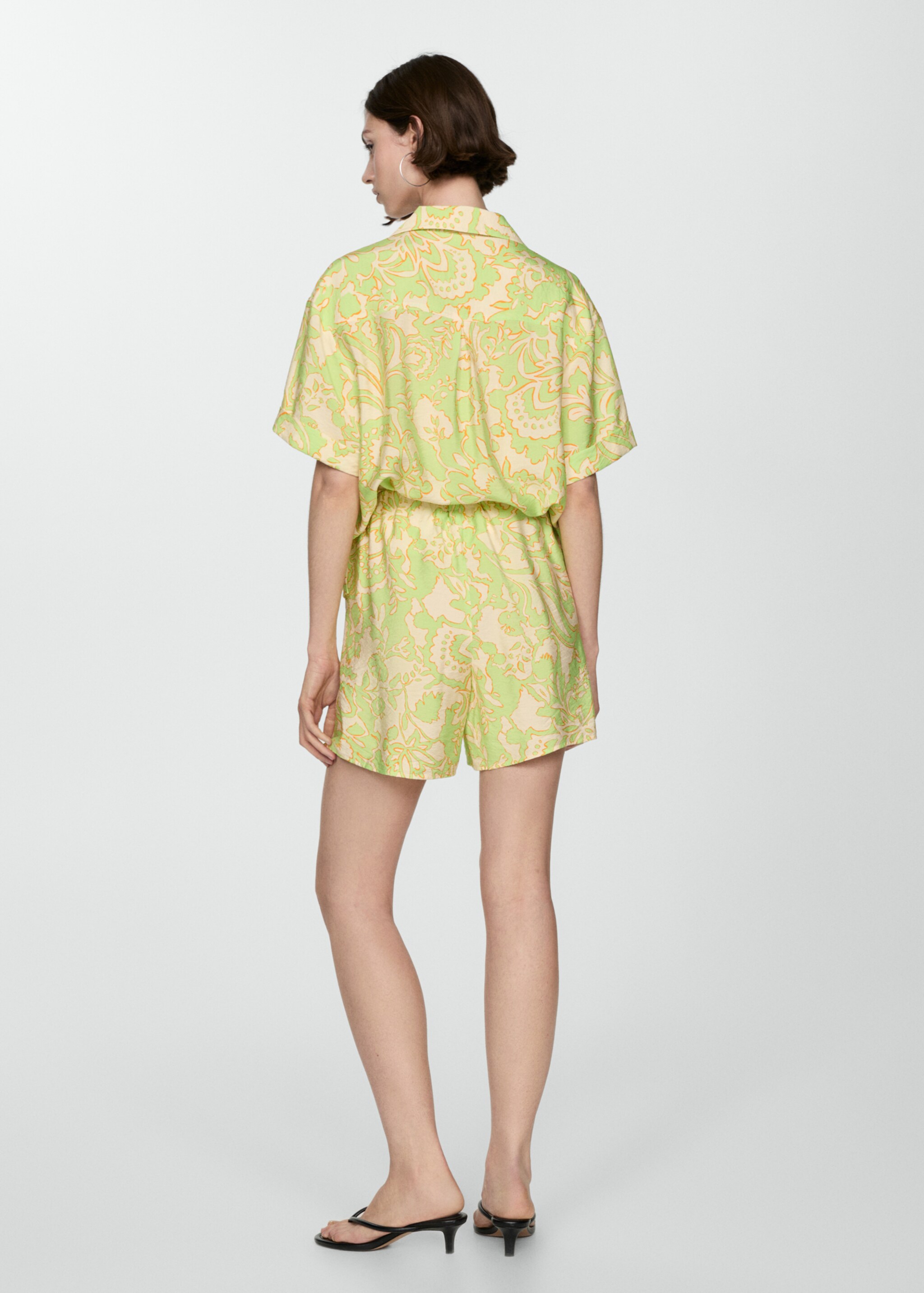 Printed fluid shorts - Reverse of the article