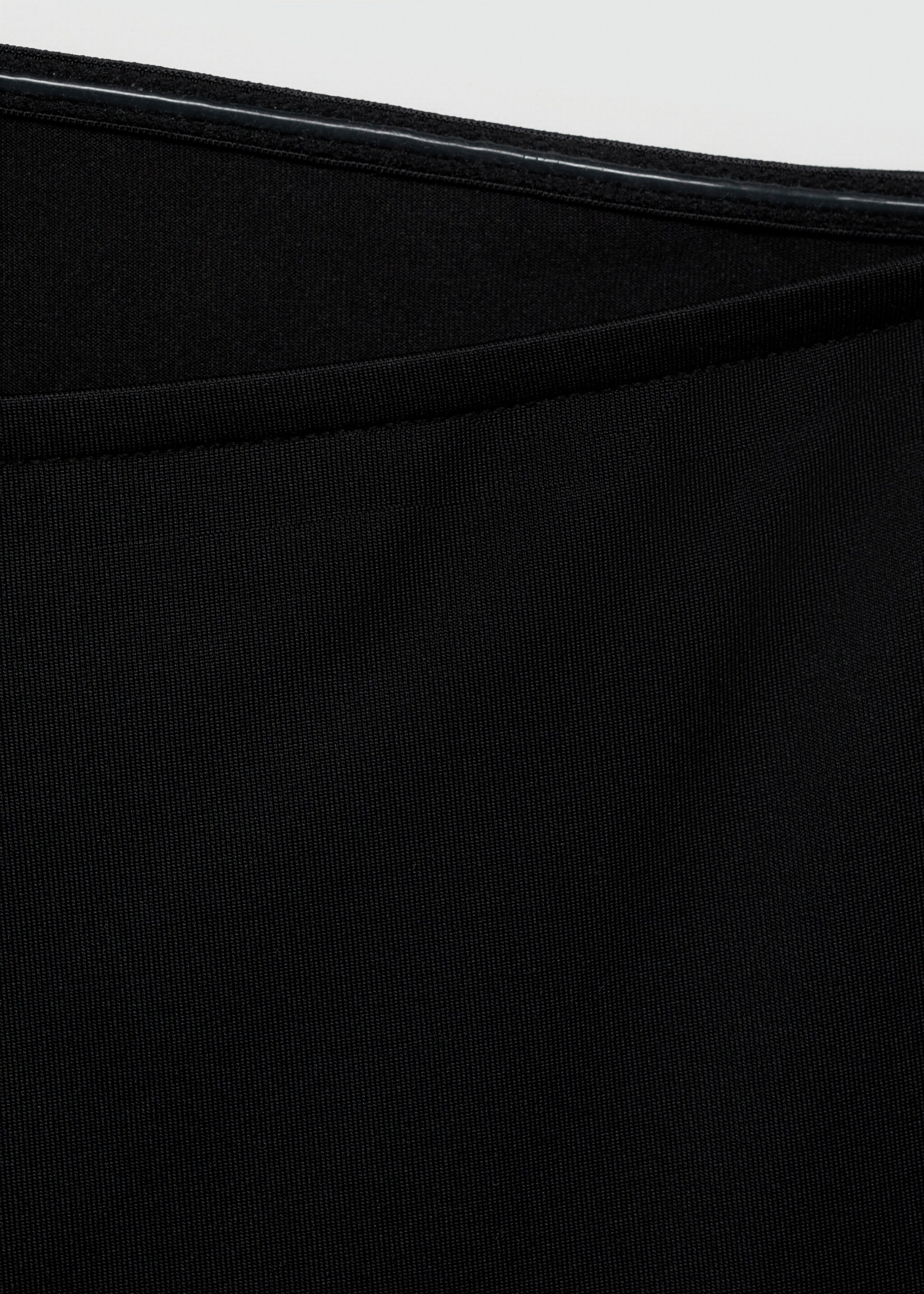 Short strapless slip dress - Details of the article 8, Black. Ref: 77050374-00.