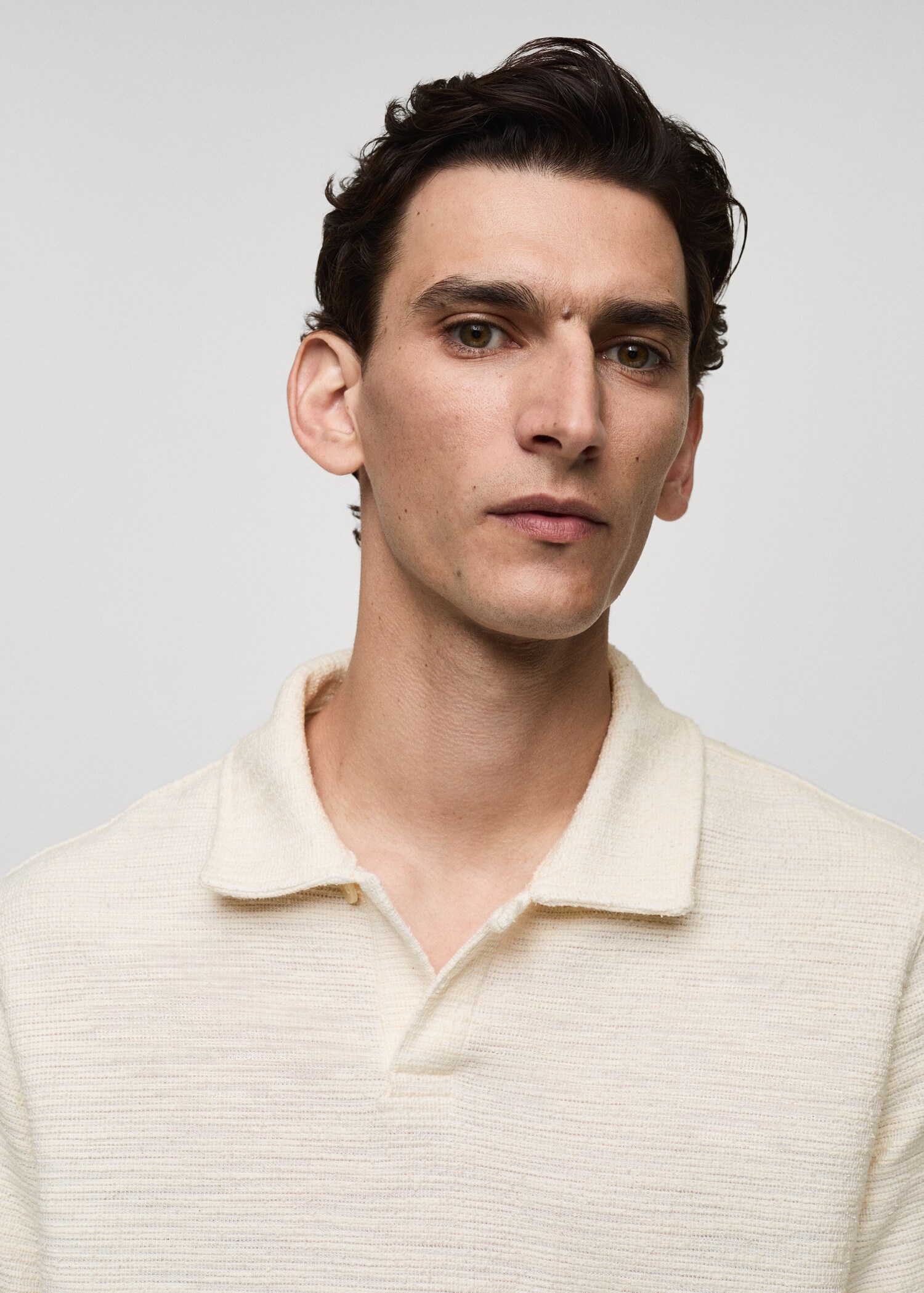 Getextureerd gebreid regular-fit poloshirt - Detail van het artikel 1