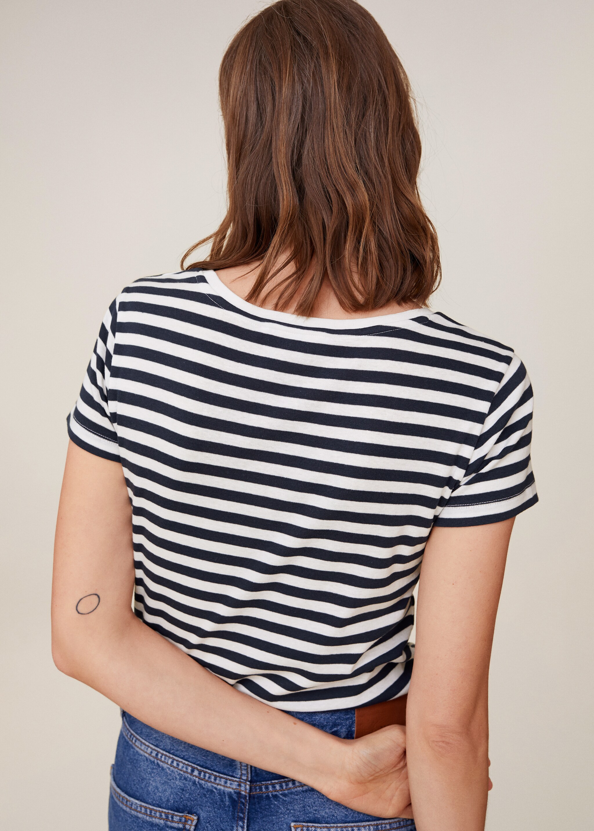 Camiseta logo manga corta - Reverso del artículo