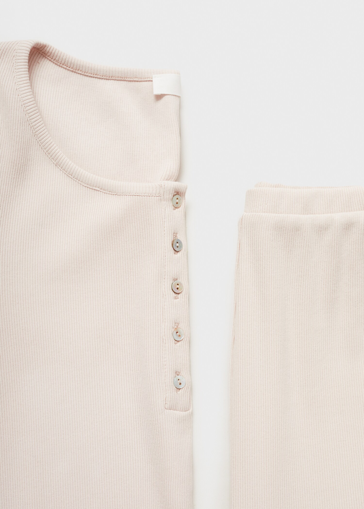 Two-piece cotton pyjamas - Details of the article 0