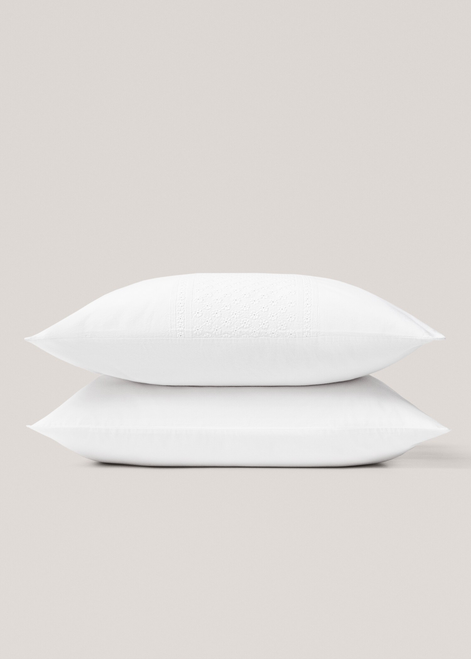 Floral embroidered cotton pillowcase 60x60cm - Details of the article 5