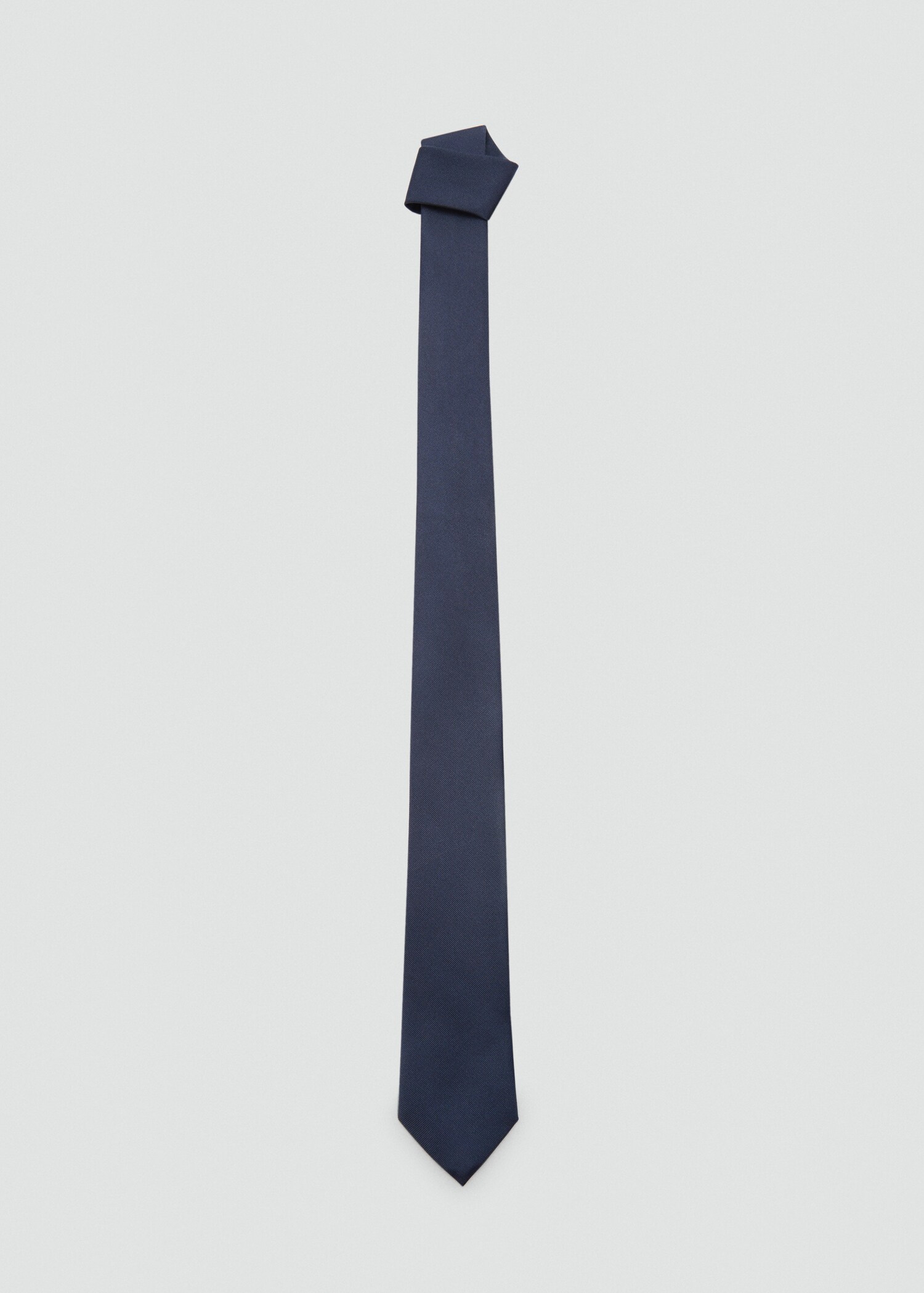 Crease-resistant structured tie - Article without model