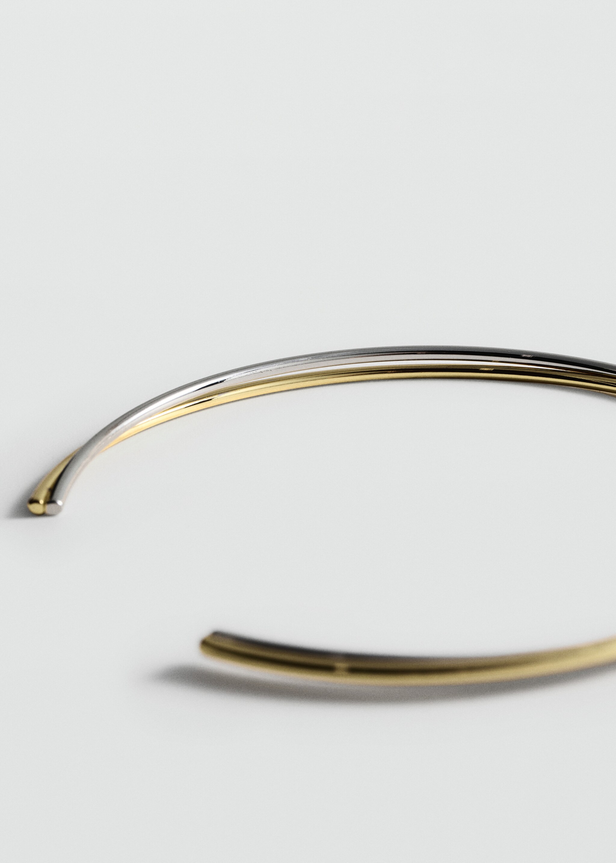 Interlocking hoop earrings and choker - Details of the article 1