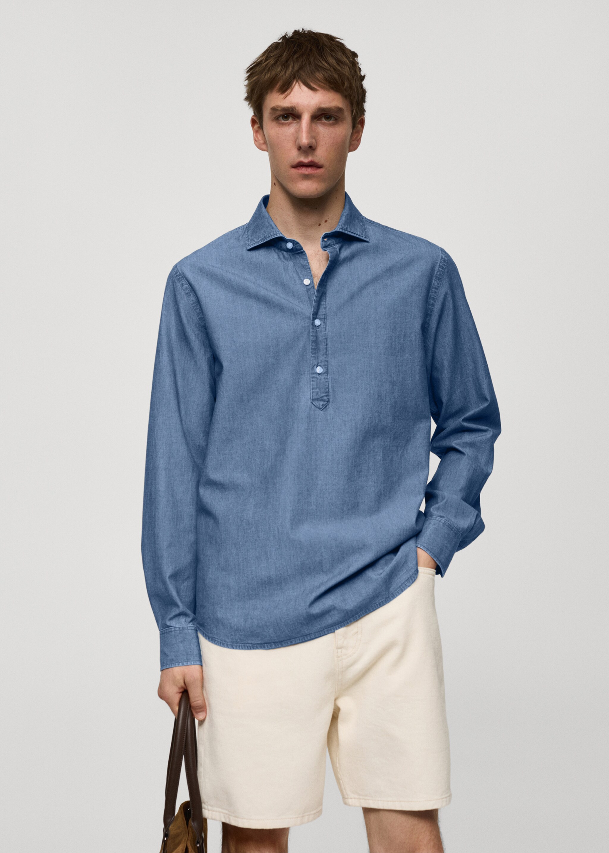 100% chambray pamut pólóing - Felezősík, Közepes kék. Ref: 77050608-00.