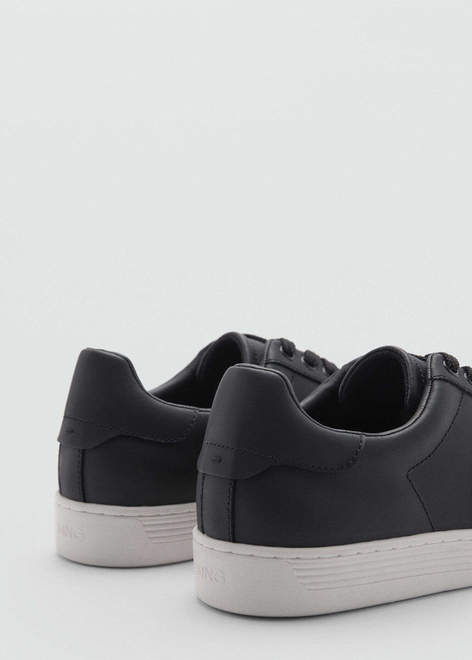 Ledersneakers mit Kontrastsohle - Detail des Artikels 1