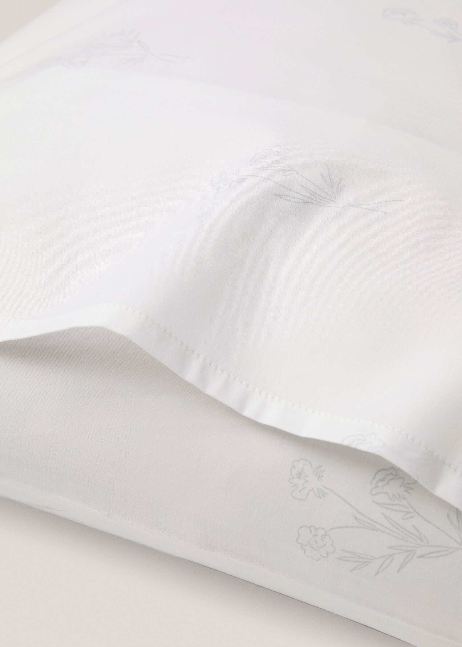 Floral pillow case 50x75cm - Details of the article 2