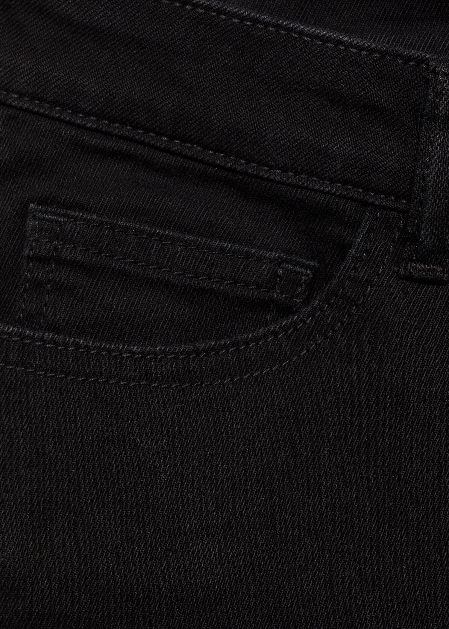 Shorts met omgeslagen broekspijpen - Detail van het artikel 8