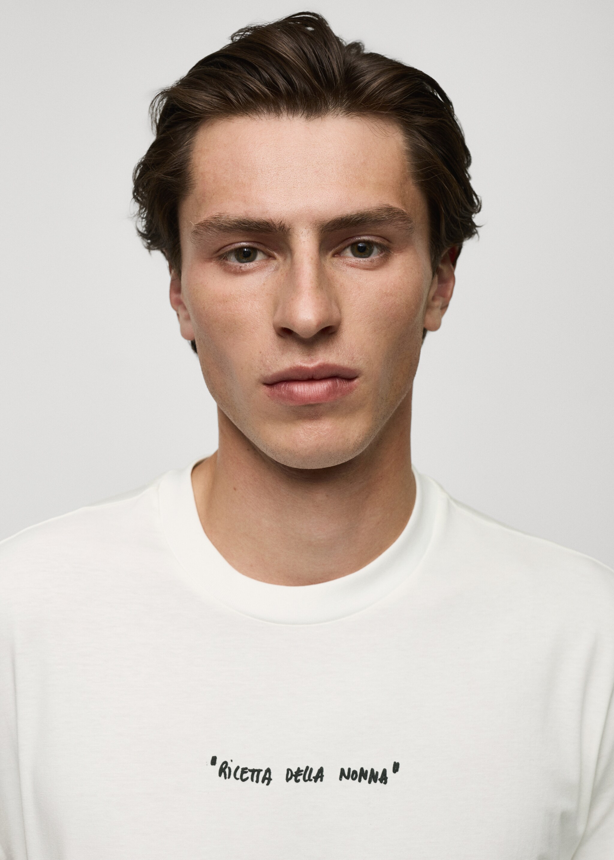 Regular fit printed cotton t-shirt - Details of the article 1, Off White. Ref: 77050642-00.
