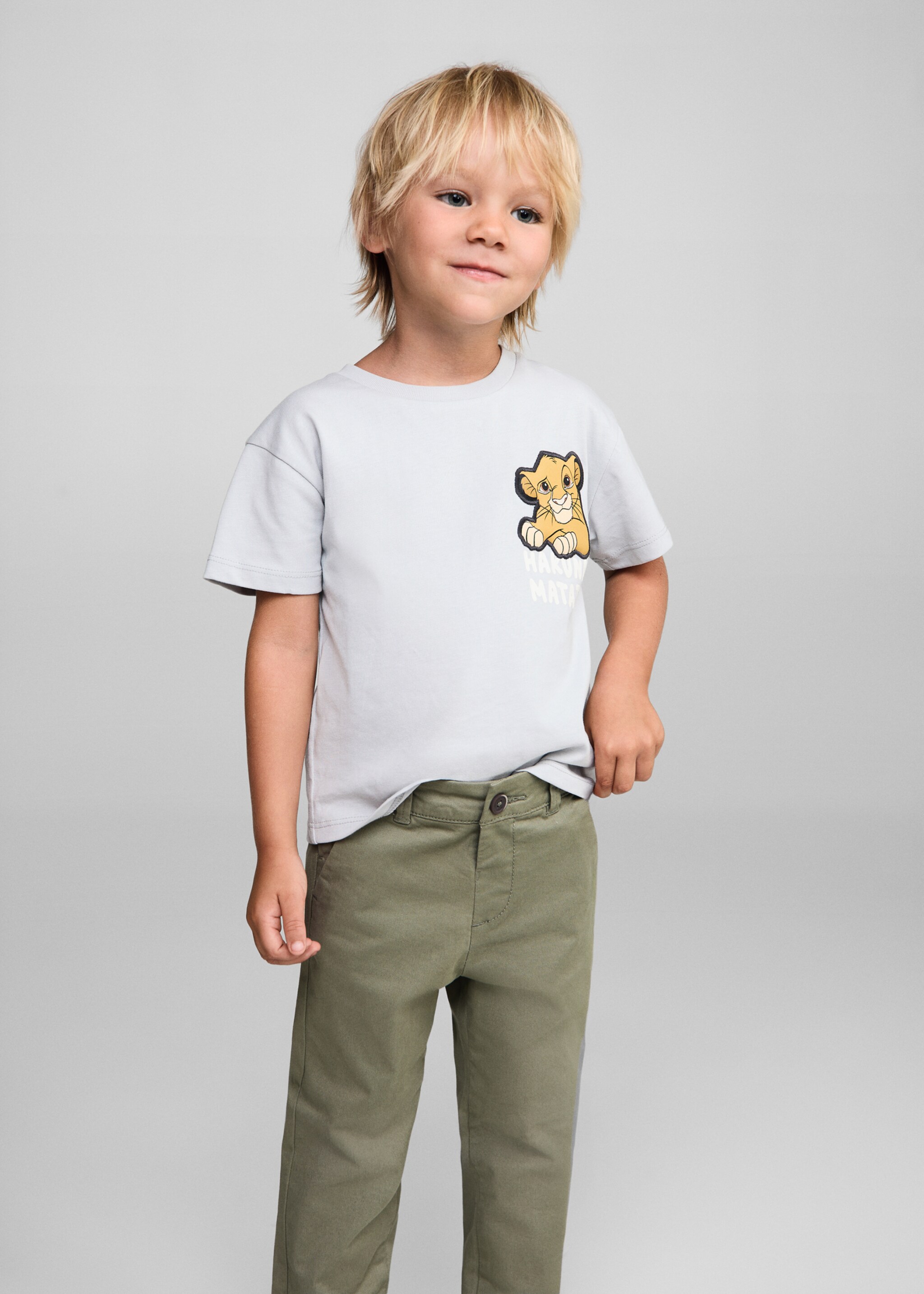 Cotton chinos - Medium plane, Khaki. Ref: 77051013-00.